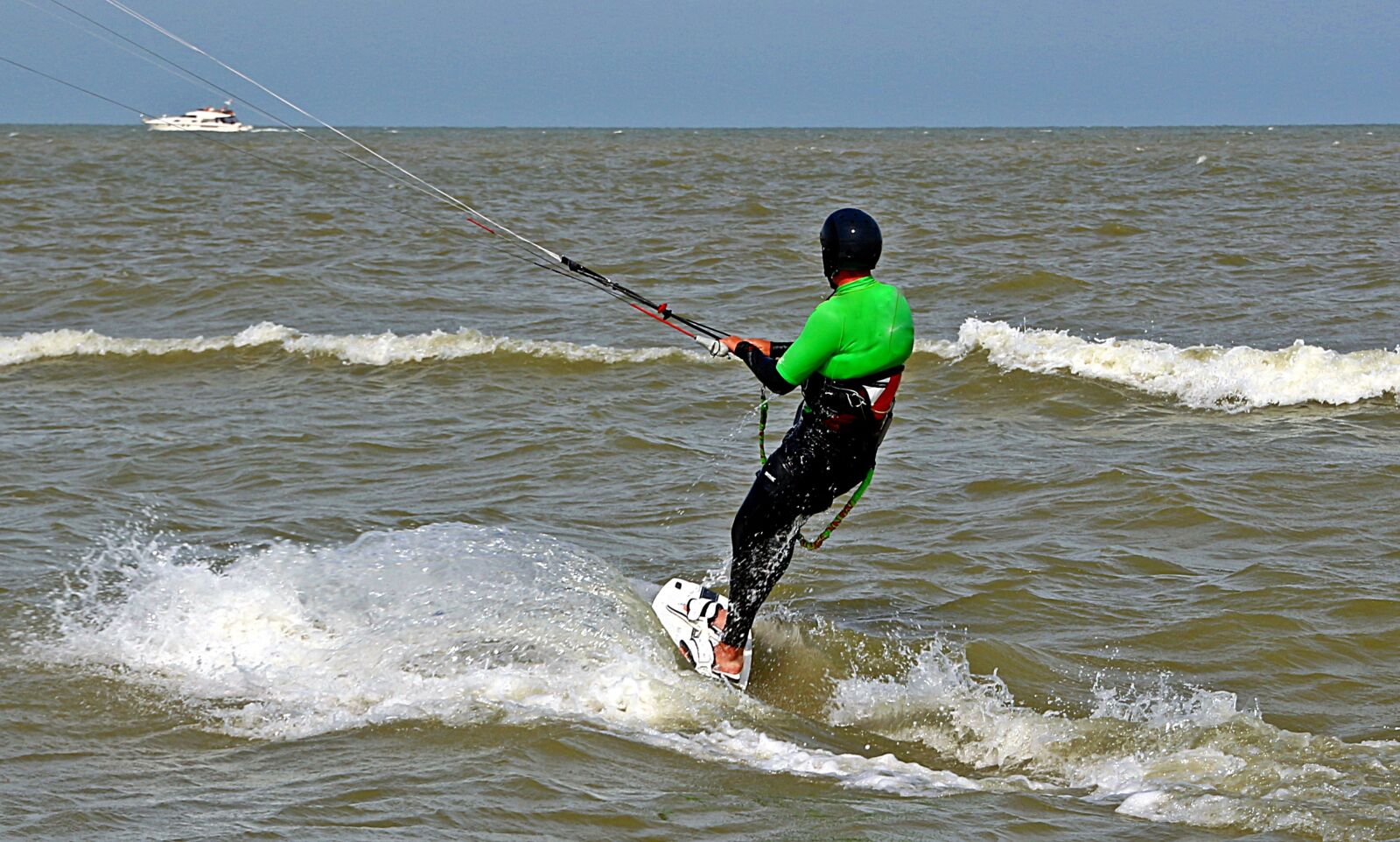 Canon EOS 650D (EOS Rebel T4i / EOS Kiss X6i) sample photo. Kite surfing, surf water photography