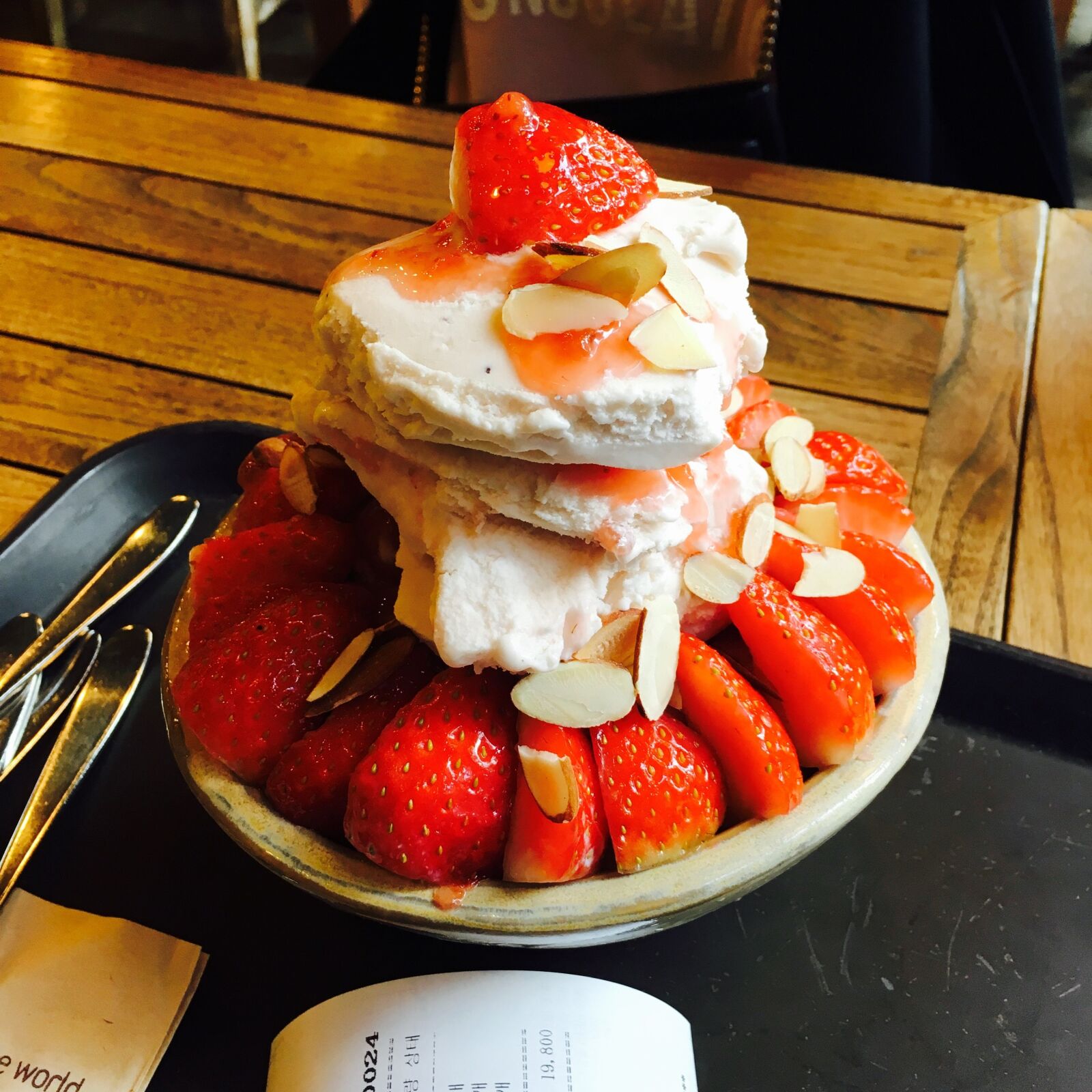 Apple iPhone 6s sample photo. Food, ice, ice cream photography