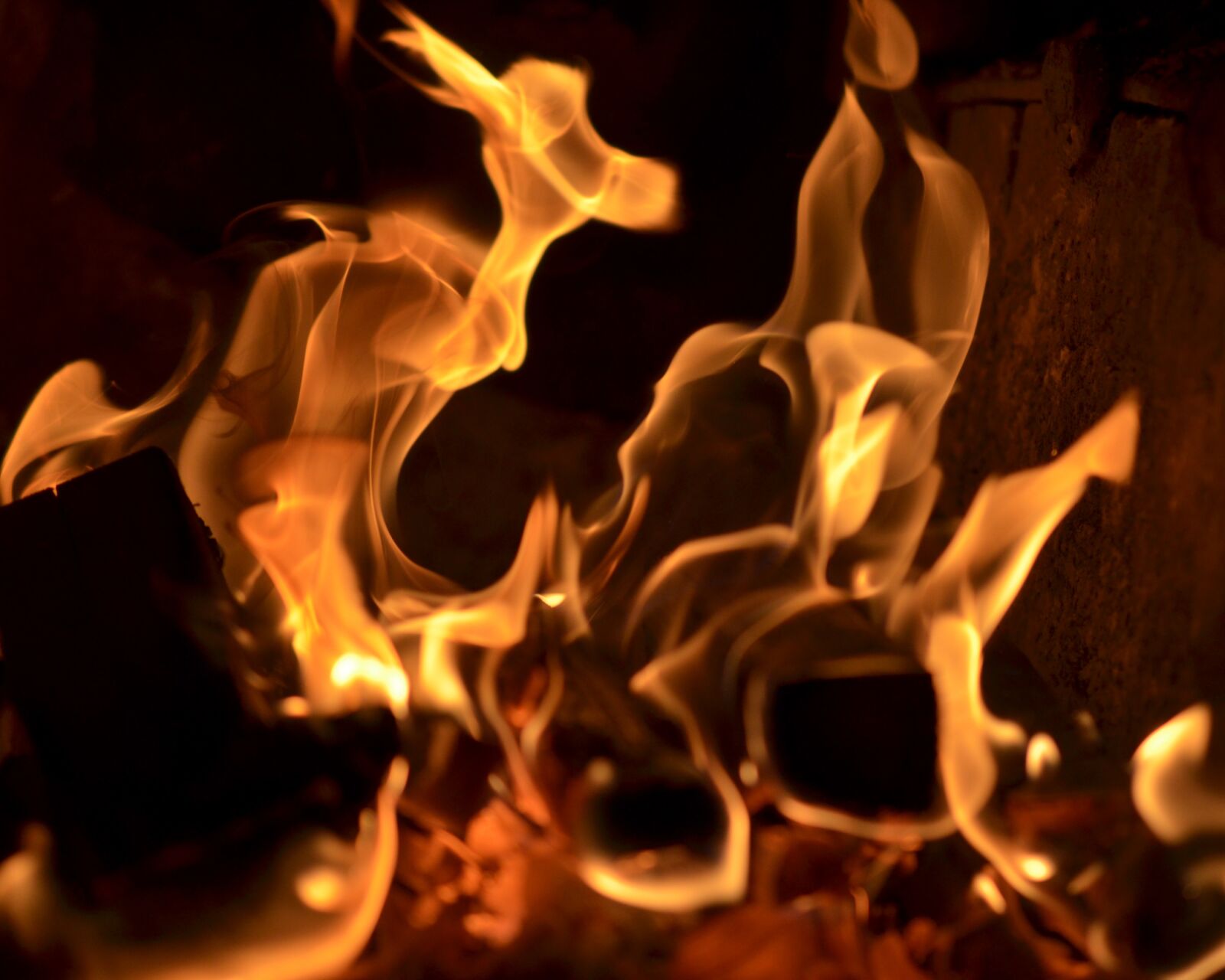 Nikon D5100 sample photo. Fire, warm, warmth photography