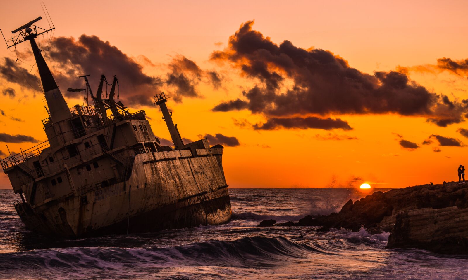 Nikon D3300 sample photo. Shipwreck, sea, clouds photography
