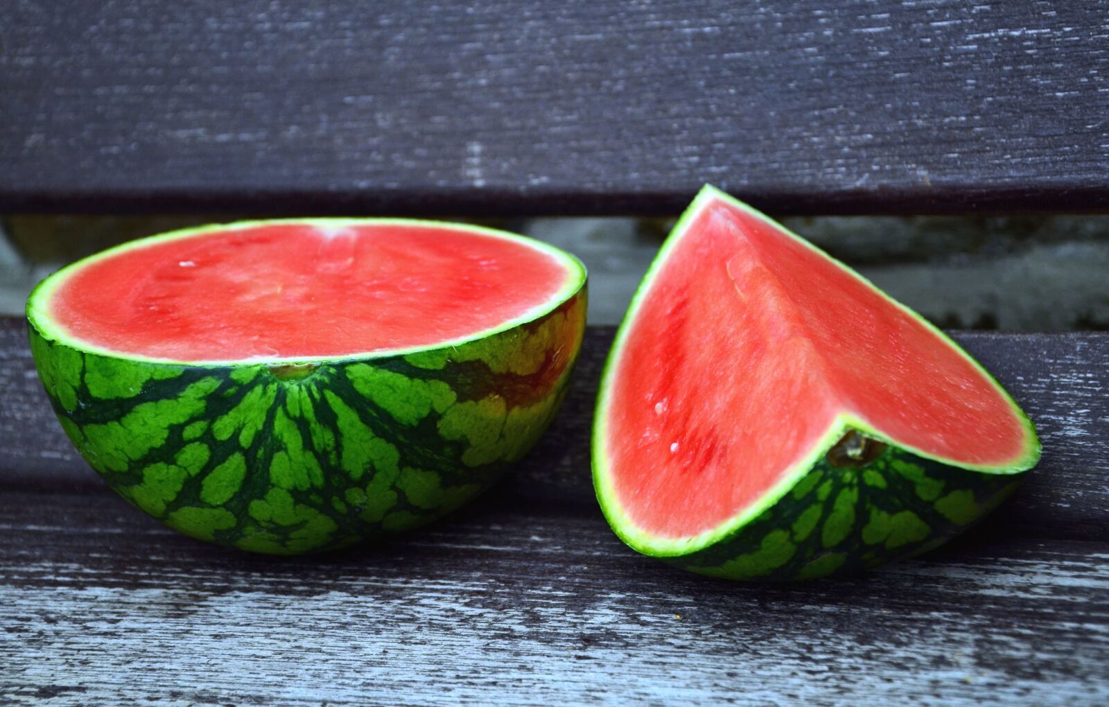 Nikon D5100 sample photo. Watermelon, vegetable, bench, wood photography