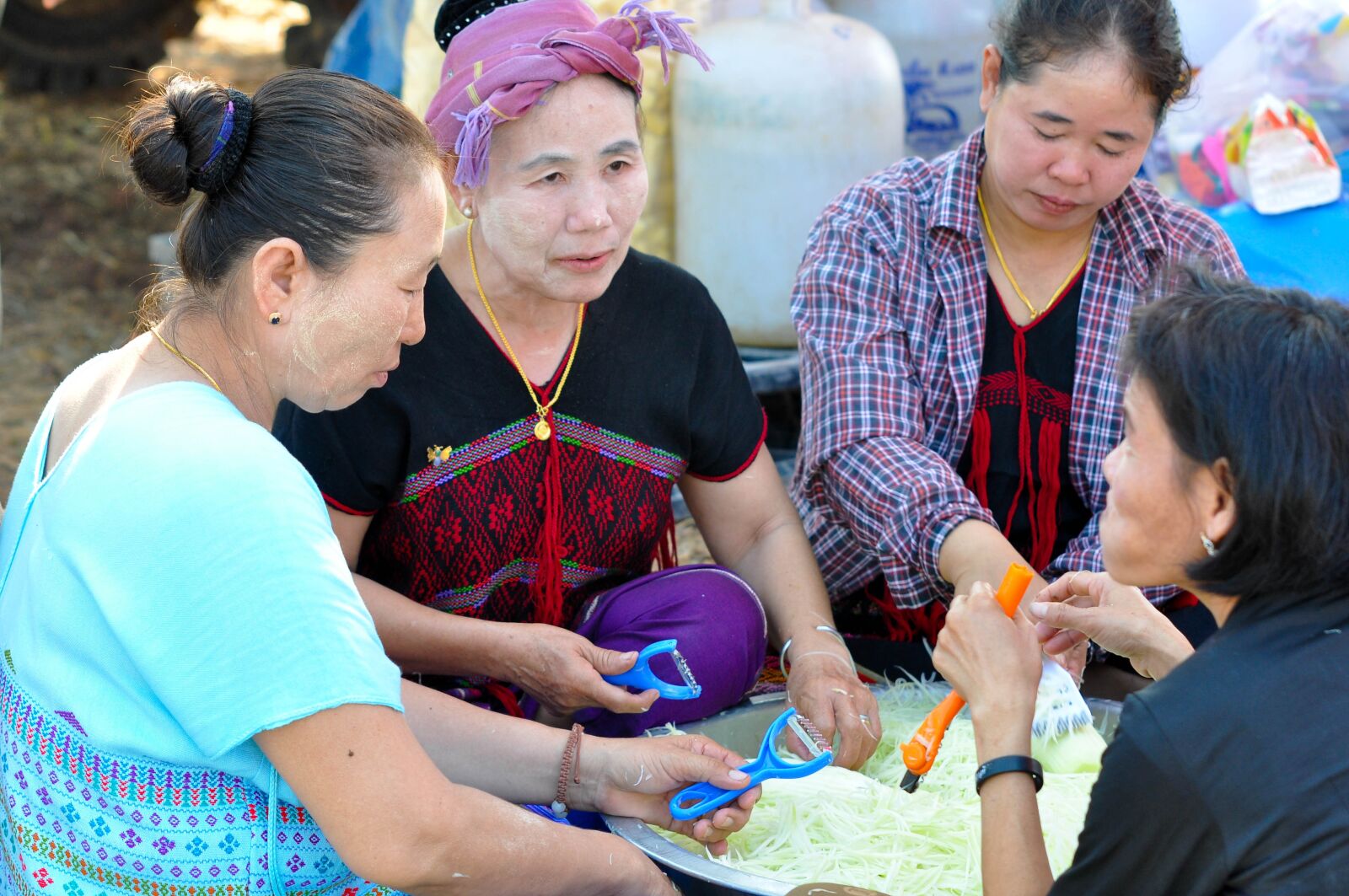 Nikon D90 sample photo. Thai people, karen, unity photography