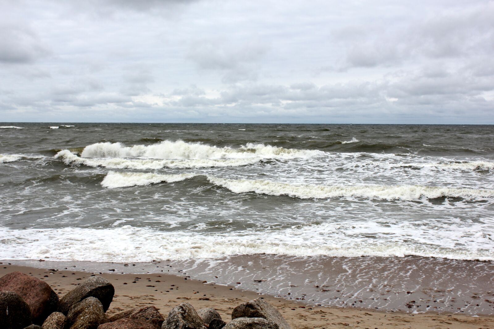 Canon EOS 550D (EOS Rebel T2i / EOS Kiss X4) sample photo. Sea, waves, kaliningrad photography