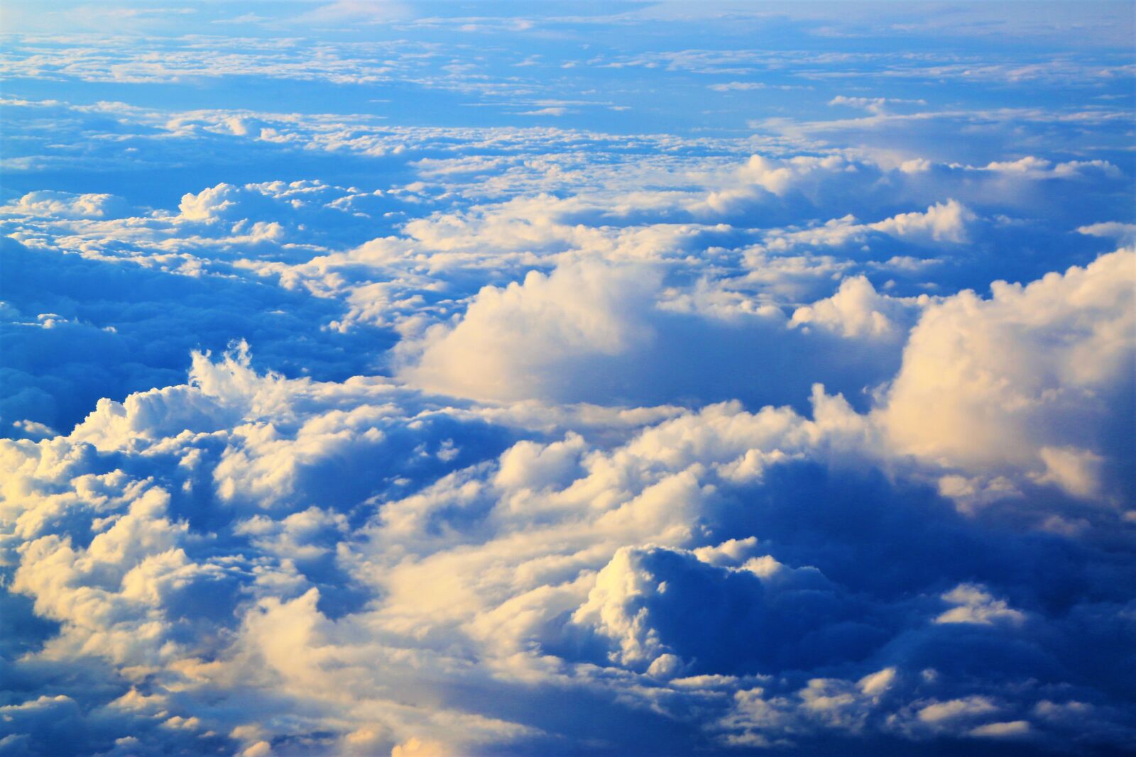 Canon EOS 5D Mark III sample photo. Clouds, sky, nature photography