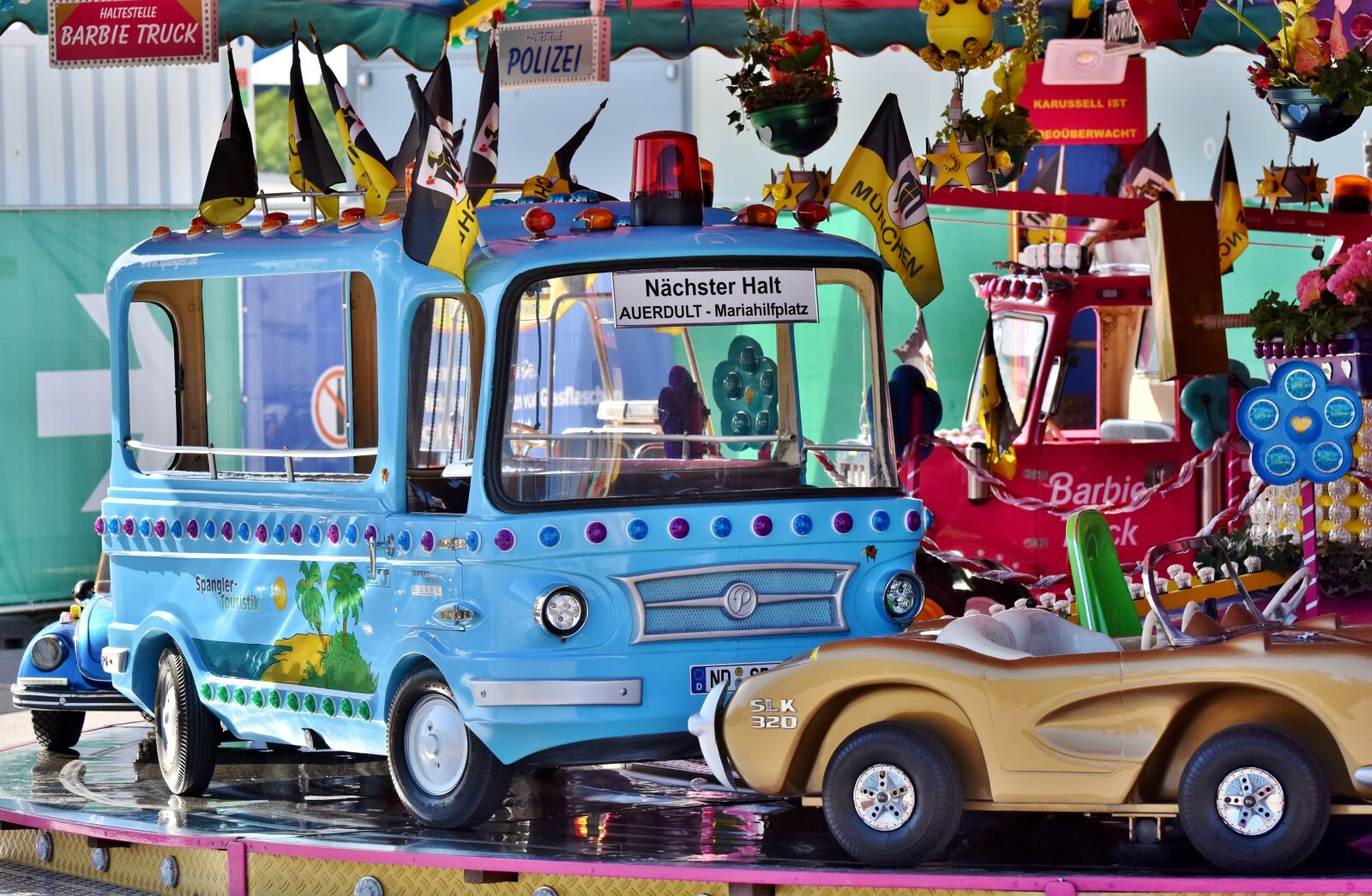 Nikon D7200 sample photo. Carousel, auto, children car photography