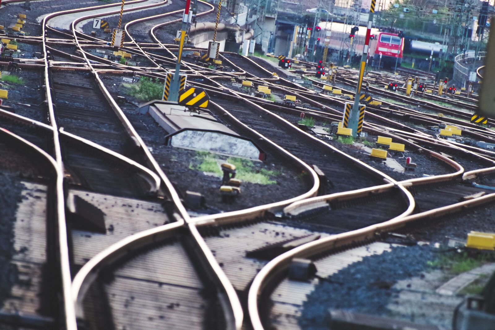 Pentax K-30 sample photo. Gleise, rails, railway photography