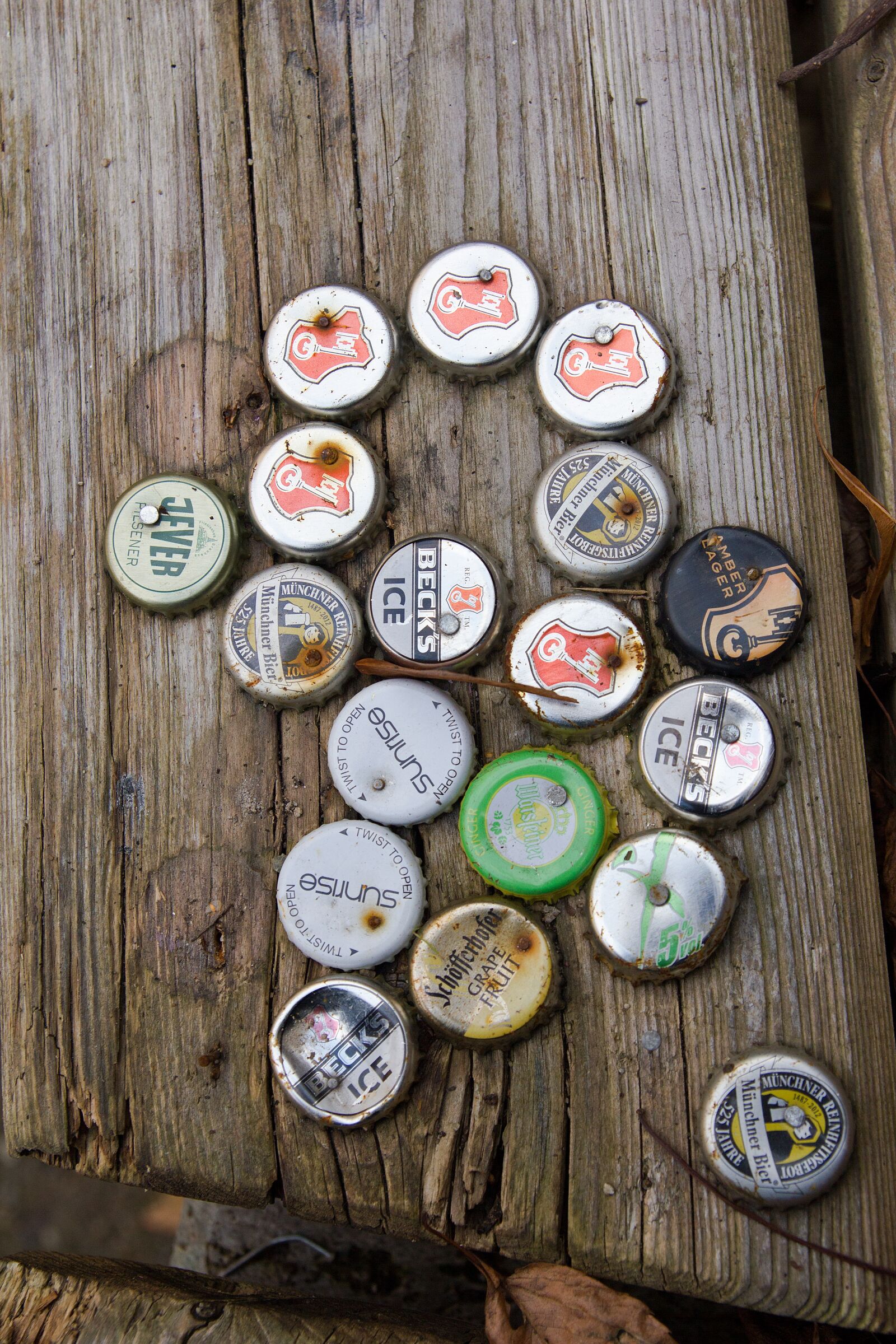Canon EOS 550D (EOS Rebel T2i / EOS Kiss X4) sample photo. Bottle caps, bottle, closure photography