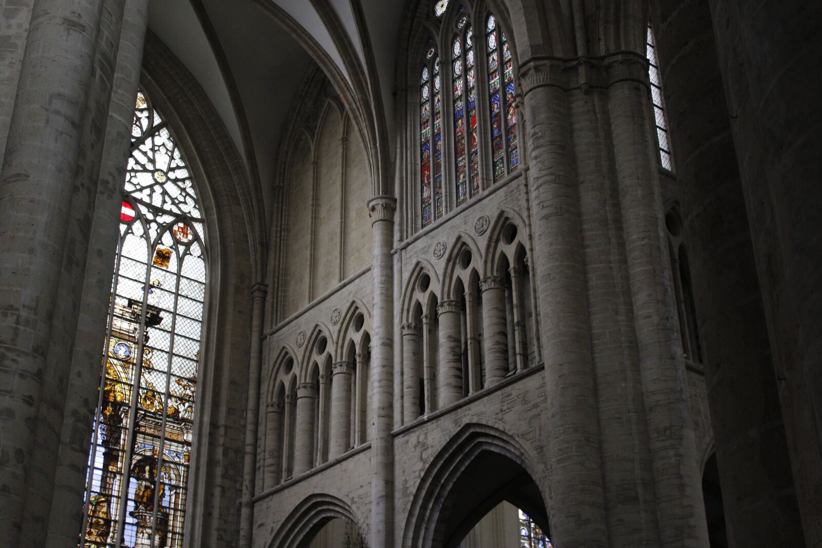Canon EOS 1200D (EOS Rebel T5 / EOS Kiss X70 / EOS Hi) sample photo. Church, brussels, religious photography