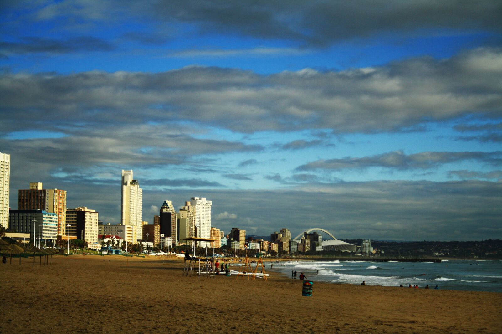 Canon EOS 1000D (EOS Digital Rebel XS / EOS Kiss F) sample photo. Durban, south africa, beachfront photography