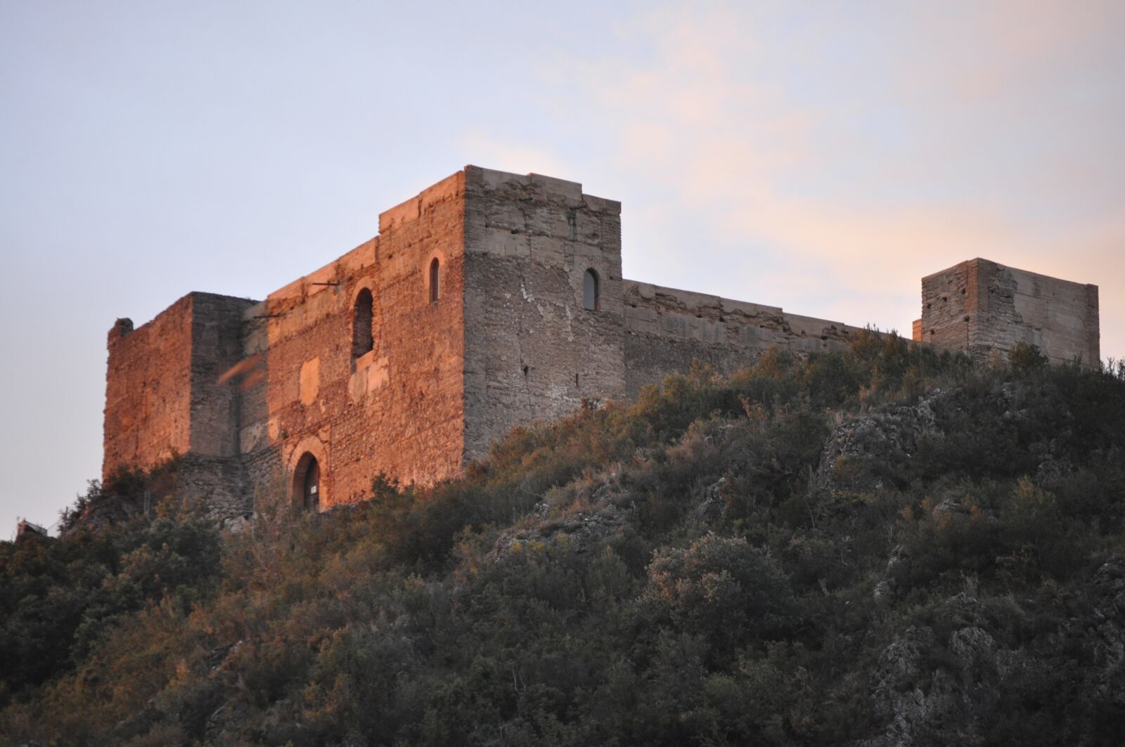 Nikon D5000 sample photo. Castle, holiday, moors photography