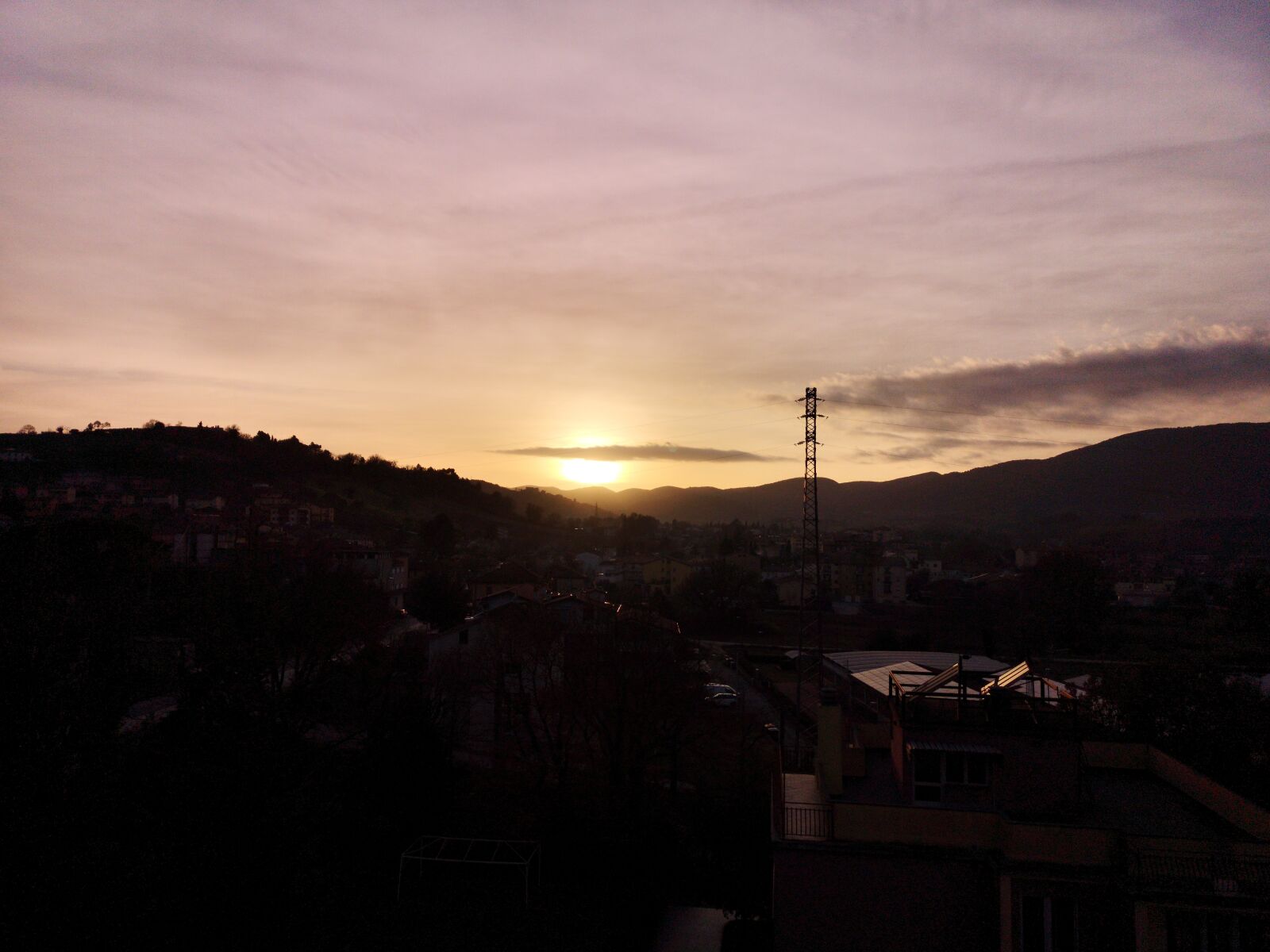 HUAWEI CLT-L09 sample photo. Sunset, roof, city photography