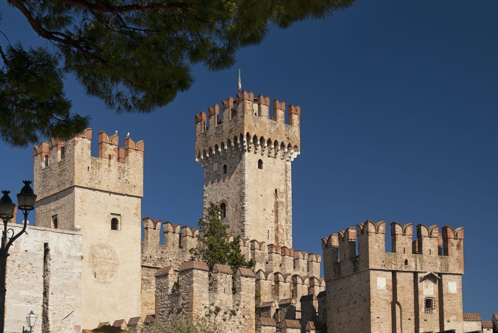 Nikon D80 sample photo. Italy, sirmione, garda photography
