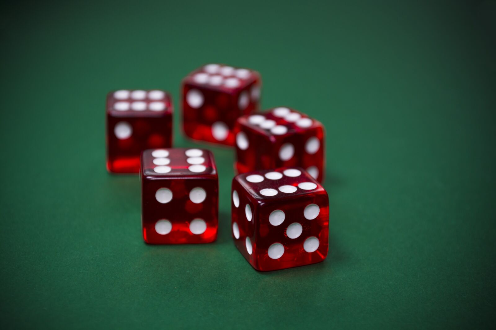 Nikon D5200 sample photo. Cube, gamble, gambling photography