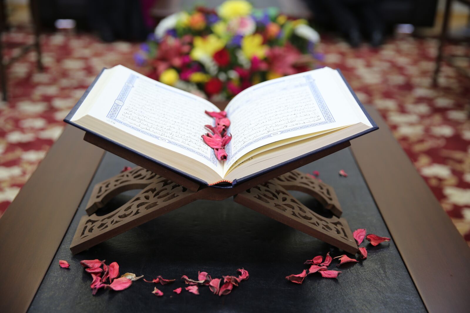 Canon EF 24-70mm F2.8L II USM sample photo. Quran, faith, islamic photography