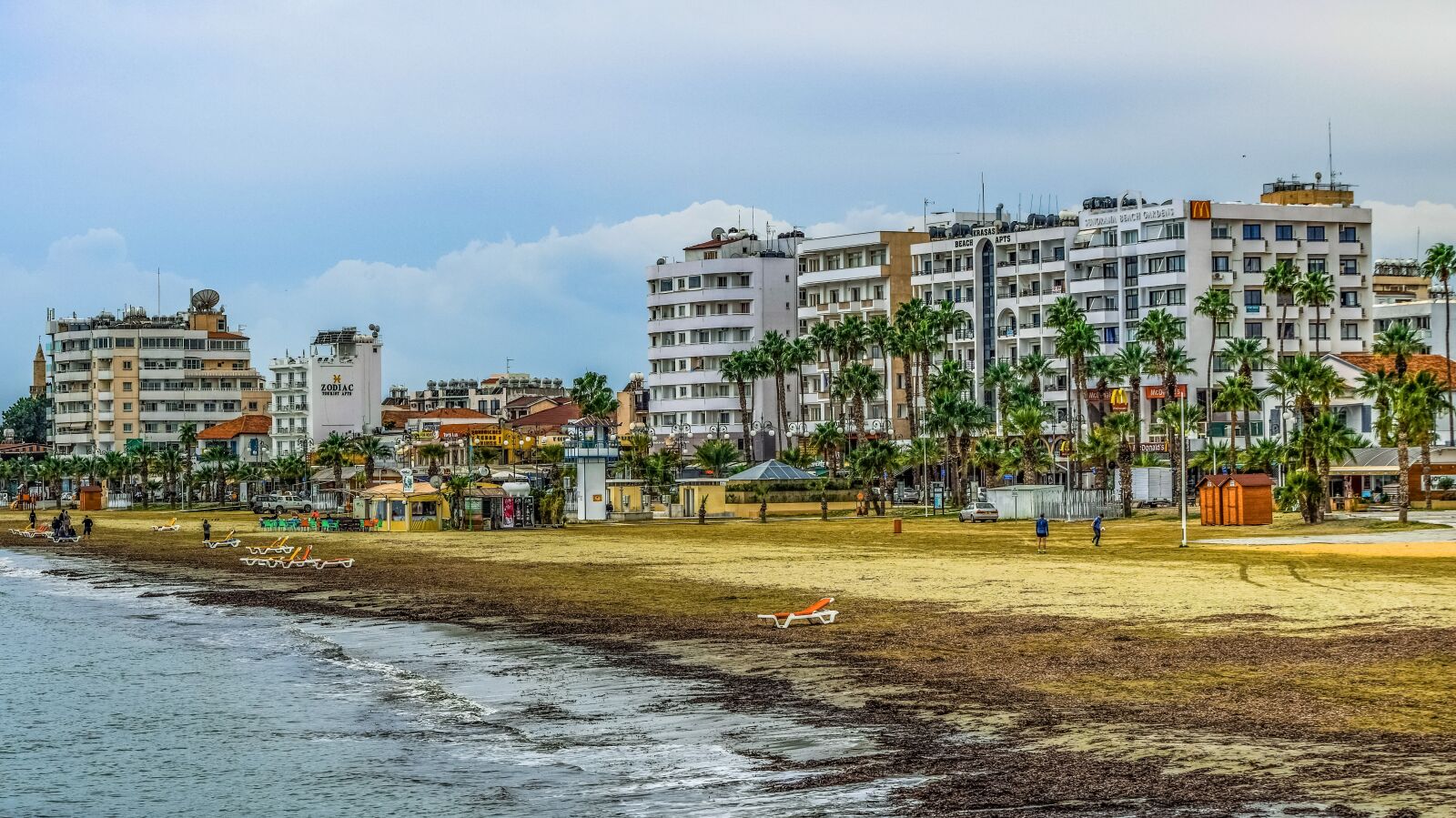Nikon D3300 sample photo. Cyprus, larnaca, town beach photography