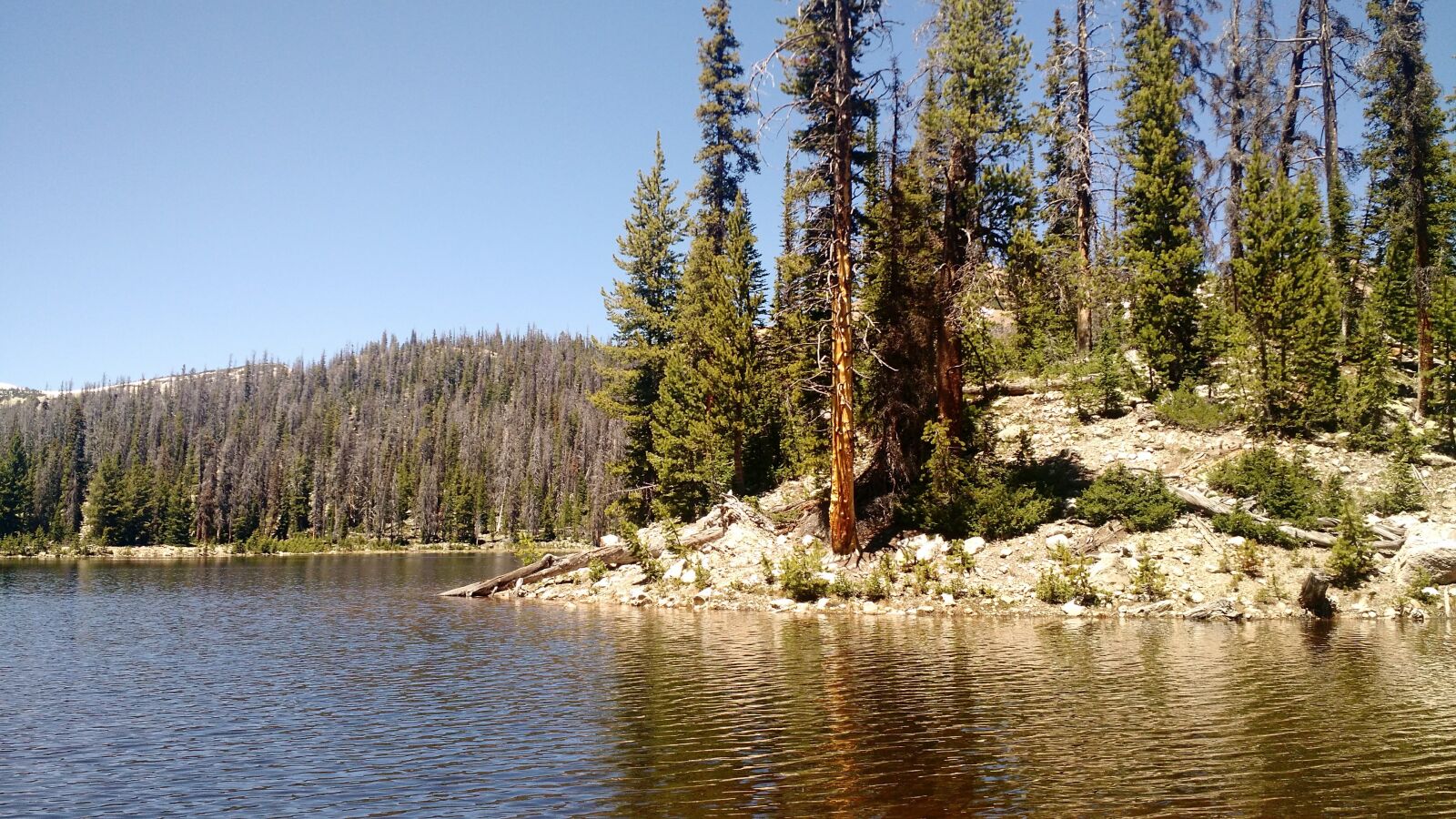 Motorola Moto X (2nd Gen) sample photo. Lake, mountain, water photography