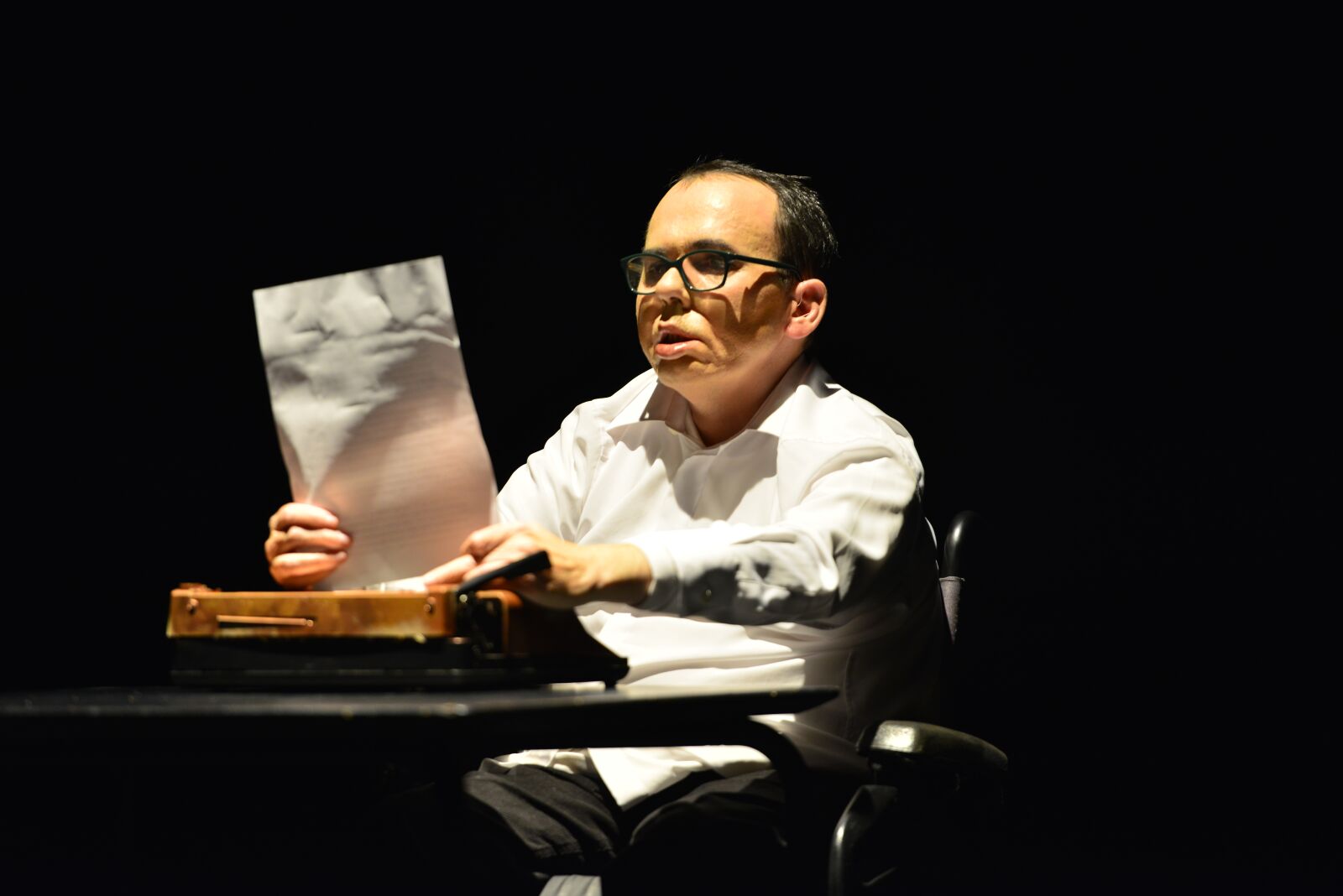 Nikon D800 sample photo. Theatre, actor, art photography