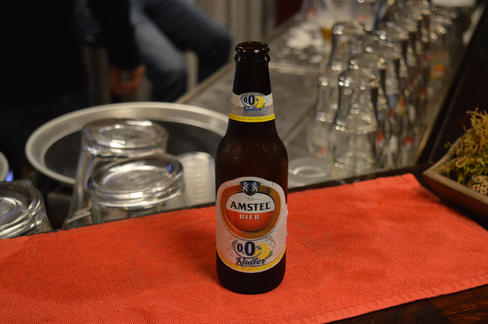 Nikon D3200 sample photo. Beer, cafeteria photography