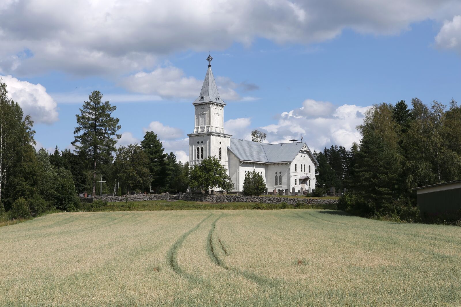 Canon EOS 6D + Canon EF 24-70mm F2.8L USM sample photo. Church, wooden church, white photography