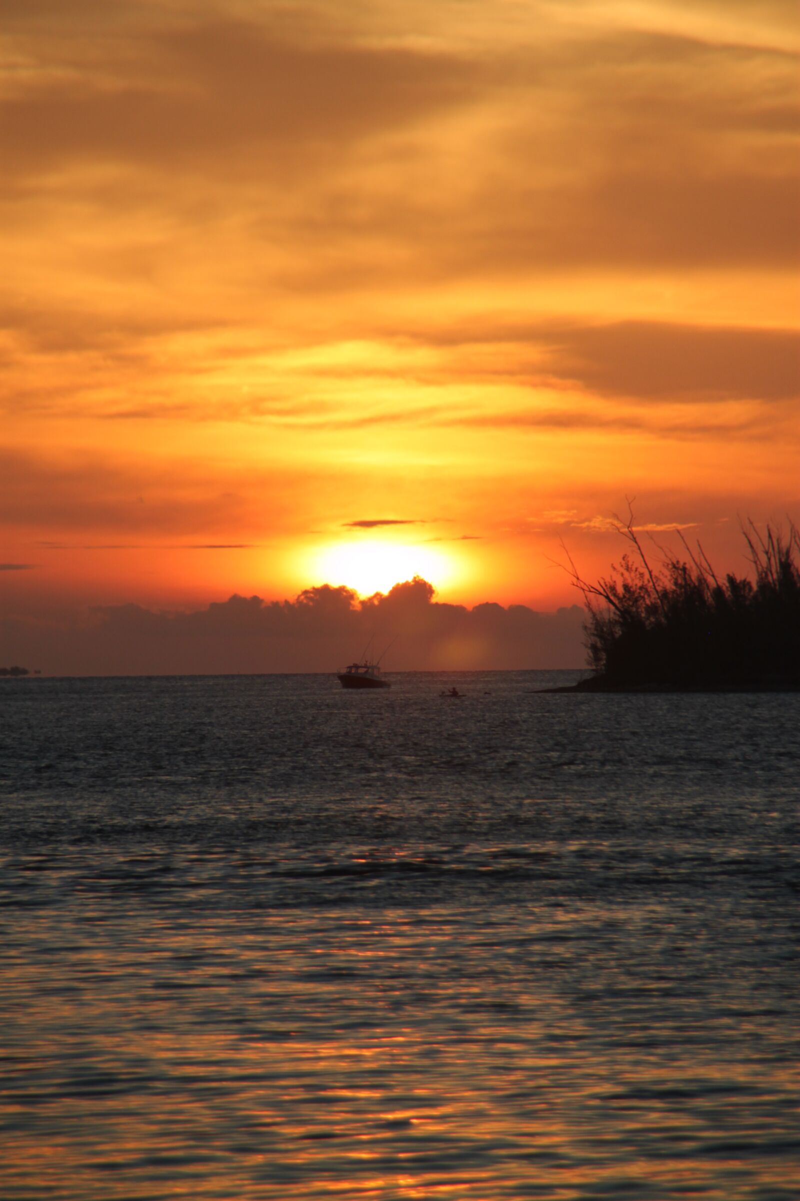 Canon EOS 500D (EOS Rebel T1i / EOS Kiss X3) sample photo. Sunset, key west, florida photography