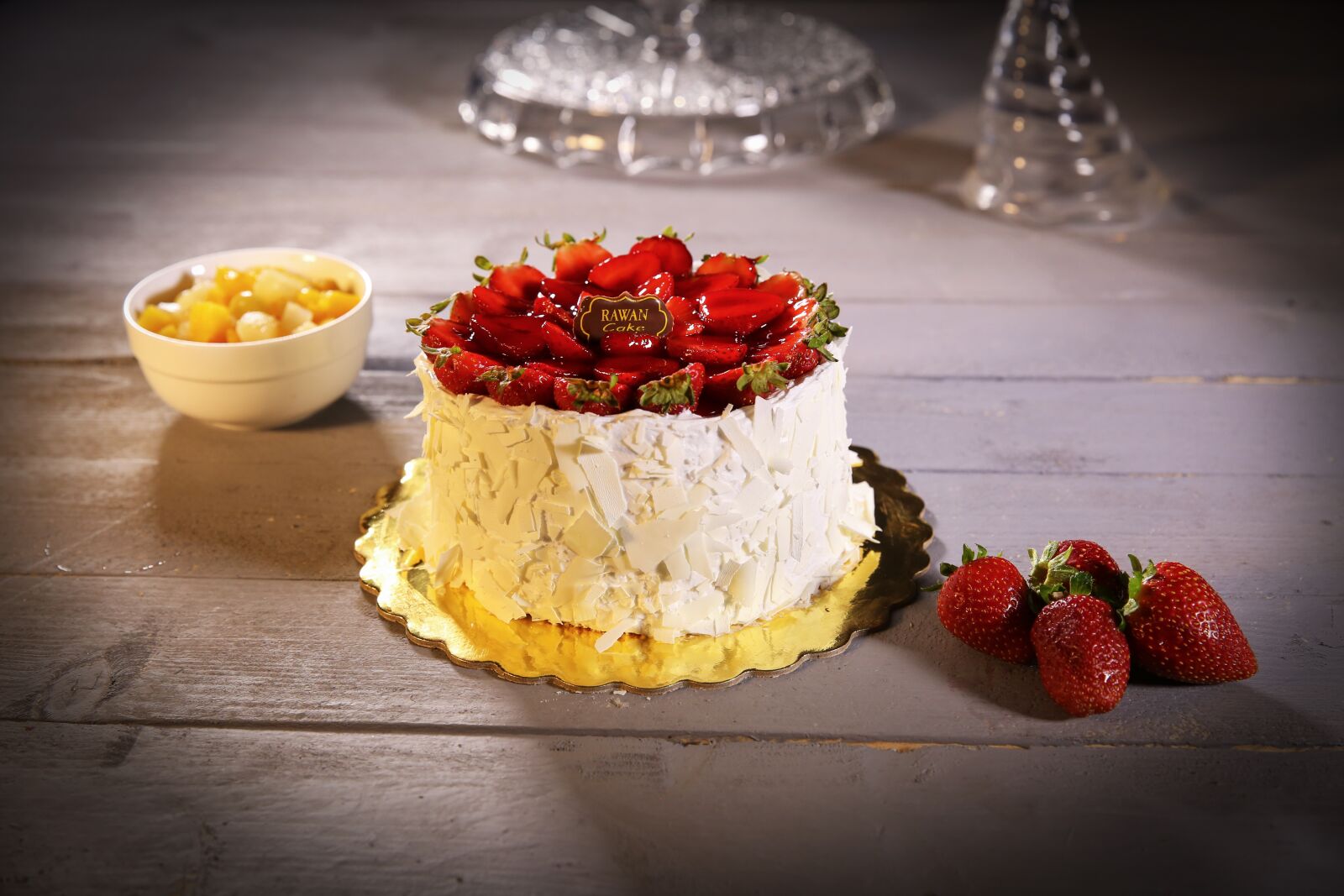 Canon EF 24-70mm F2.8L II USM sample photo. Strawberry cake, cake, rawan photography
