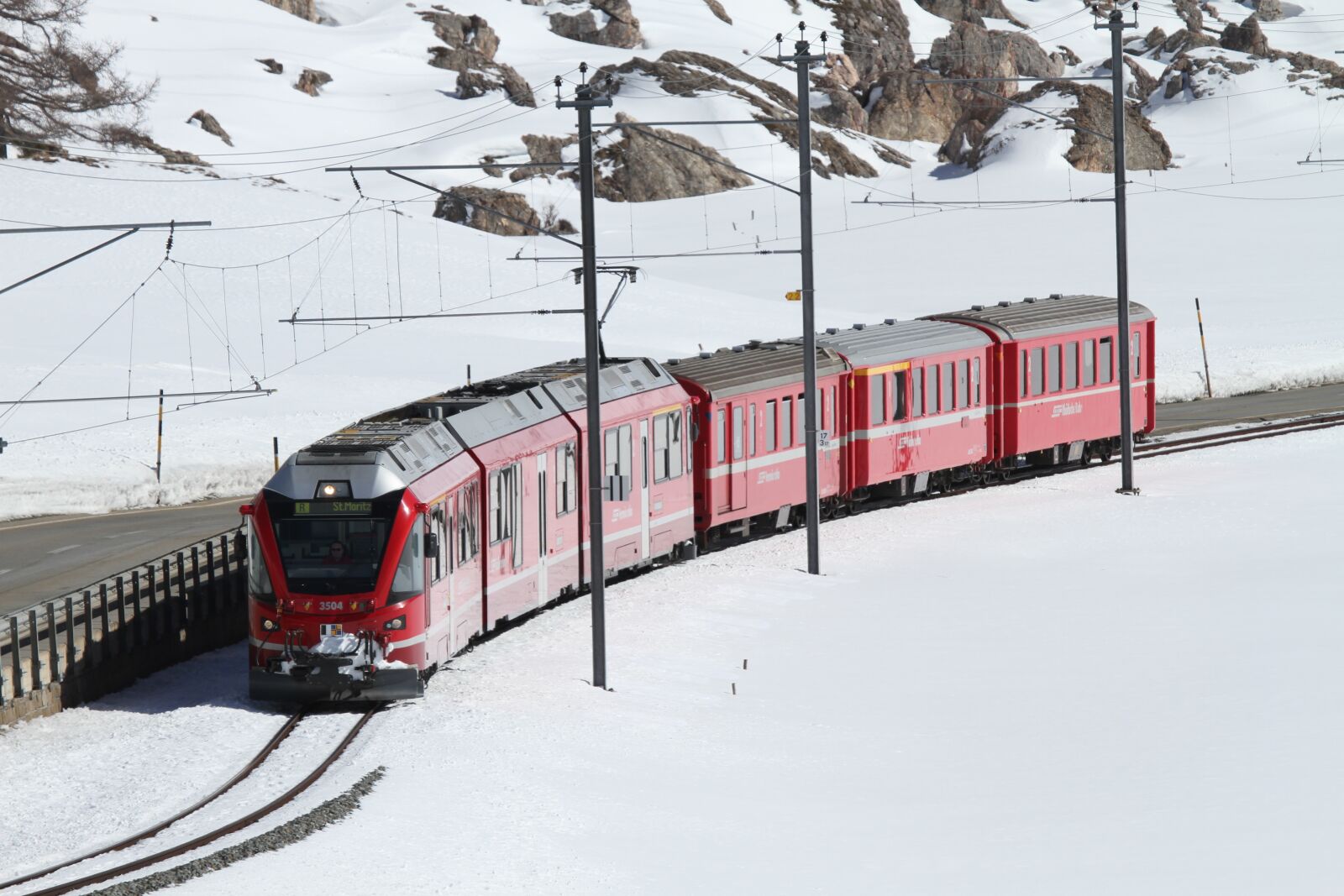 Canon EOS 7D + Canon EF 100-400mm F4.5-5.6L IS USM sample photo. Rhaetian railway, rhaetian, train photography