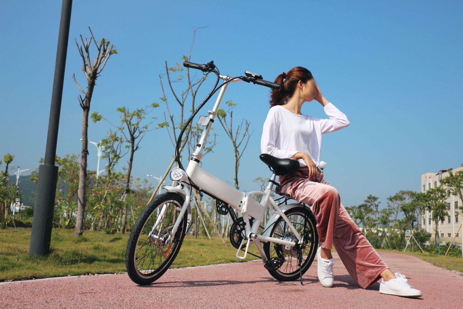 Canon EOS 700D (EOS Rebel T5i / EOS Kiss X7i) sample photo. Wheels, motorcycle photography