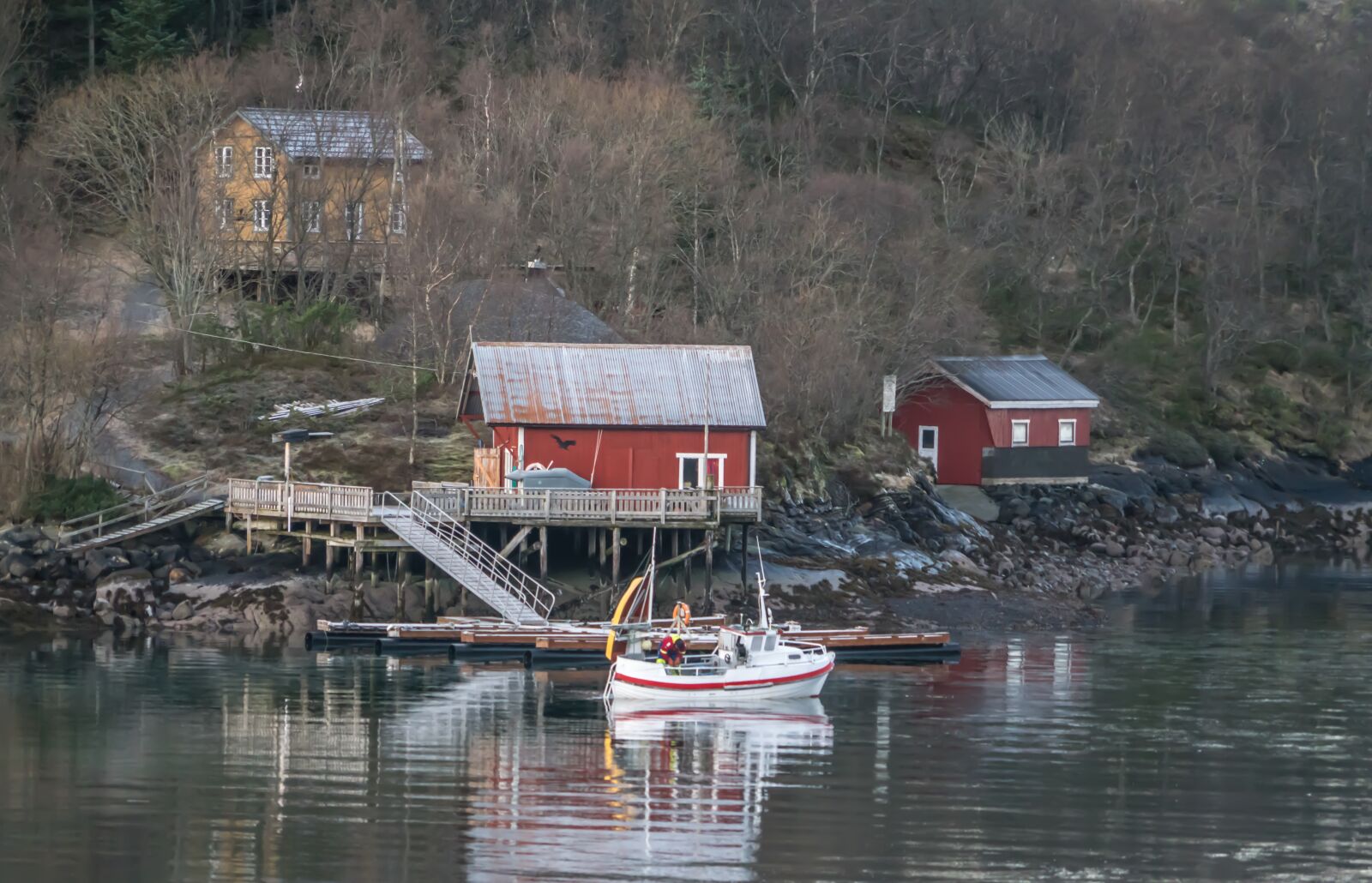 Sony a7R II + Sony FE 24-240mm F3.5-6.3 OSS sample photo. Norway, coast line, water photography