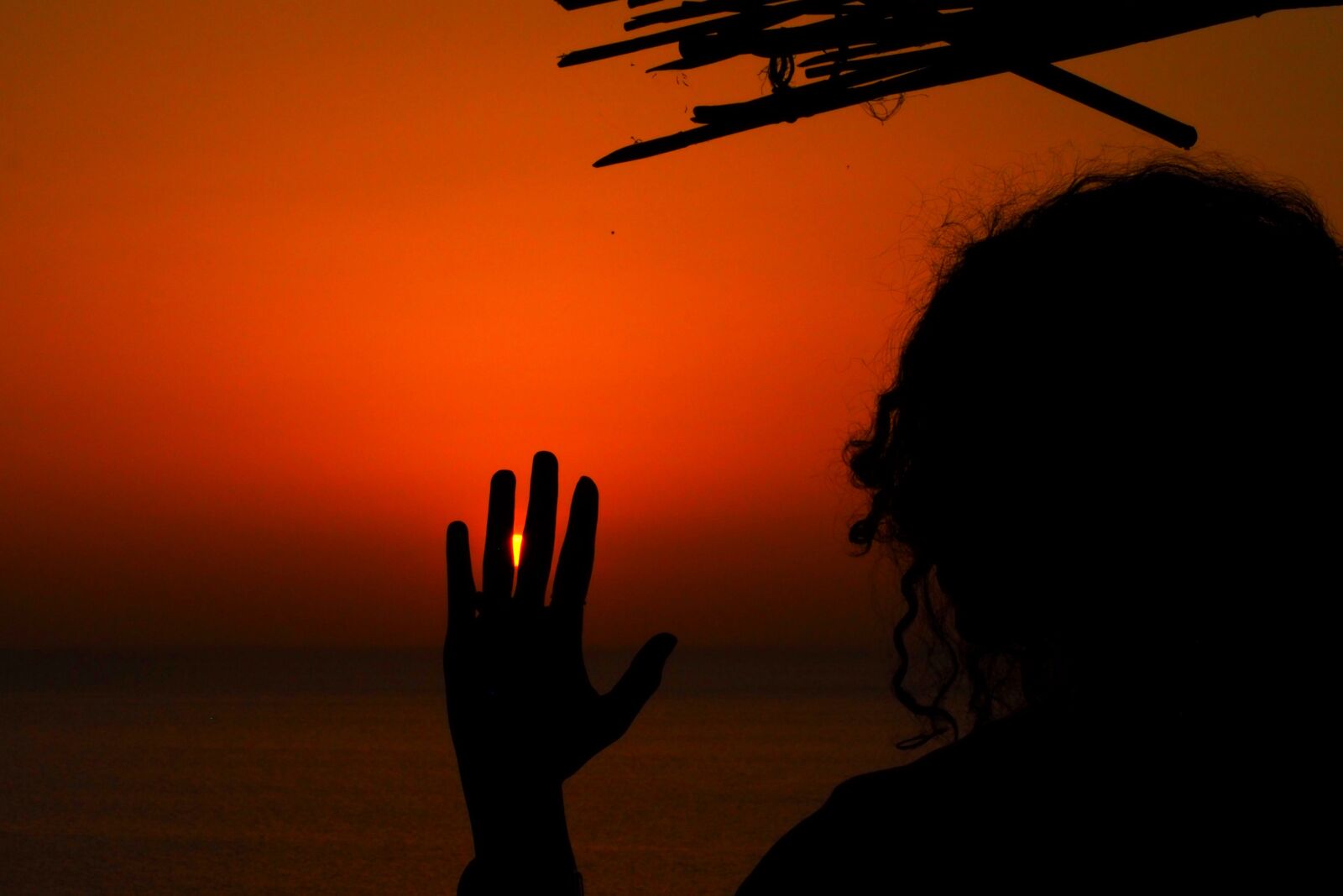 YONGNUO 42.5mm F1.7 sample photo. Marine, sunset, solar photography