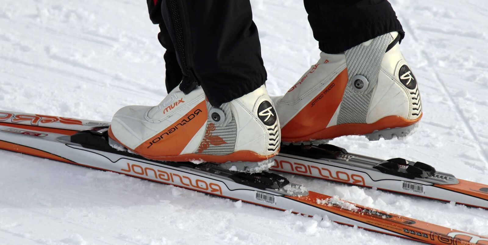Canon EOS 100D (EOS Rebel SL1 / EOS Kiss X7) sample photo. Sport, race, fast, snow photography