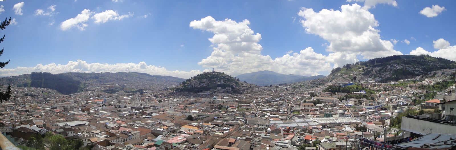Sony DSC-W270 sample photo. Quito, city, panoramic photography