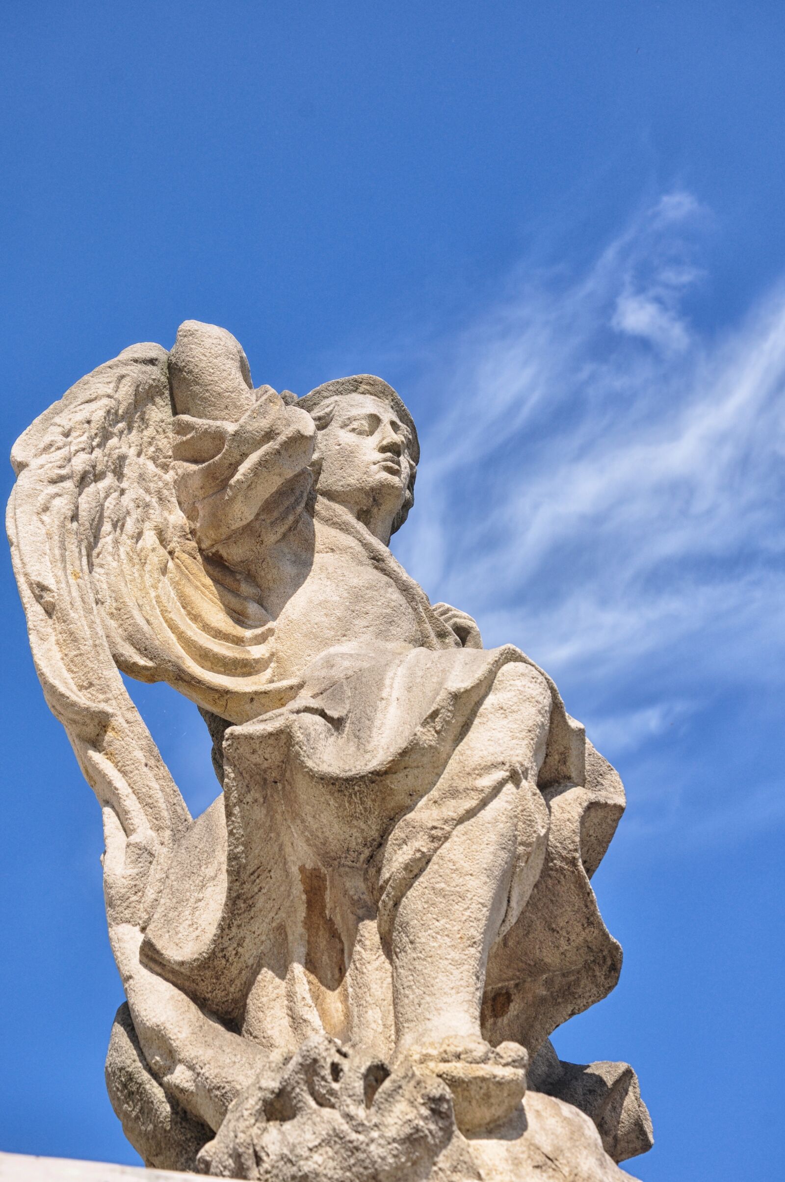 Nikon D90 sample photo. Figure, sculpture, monument photography