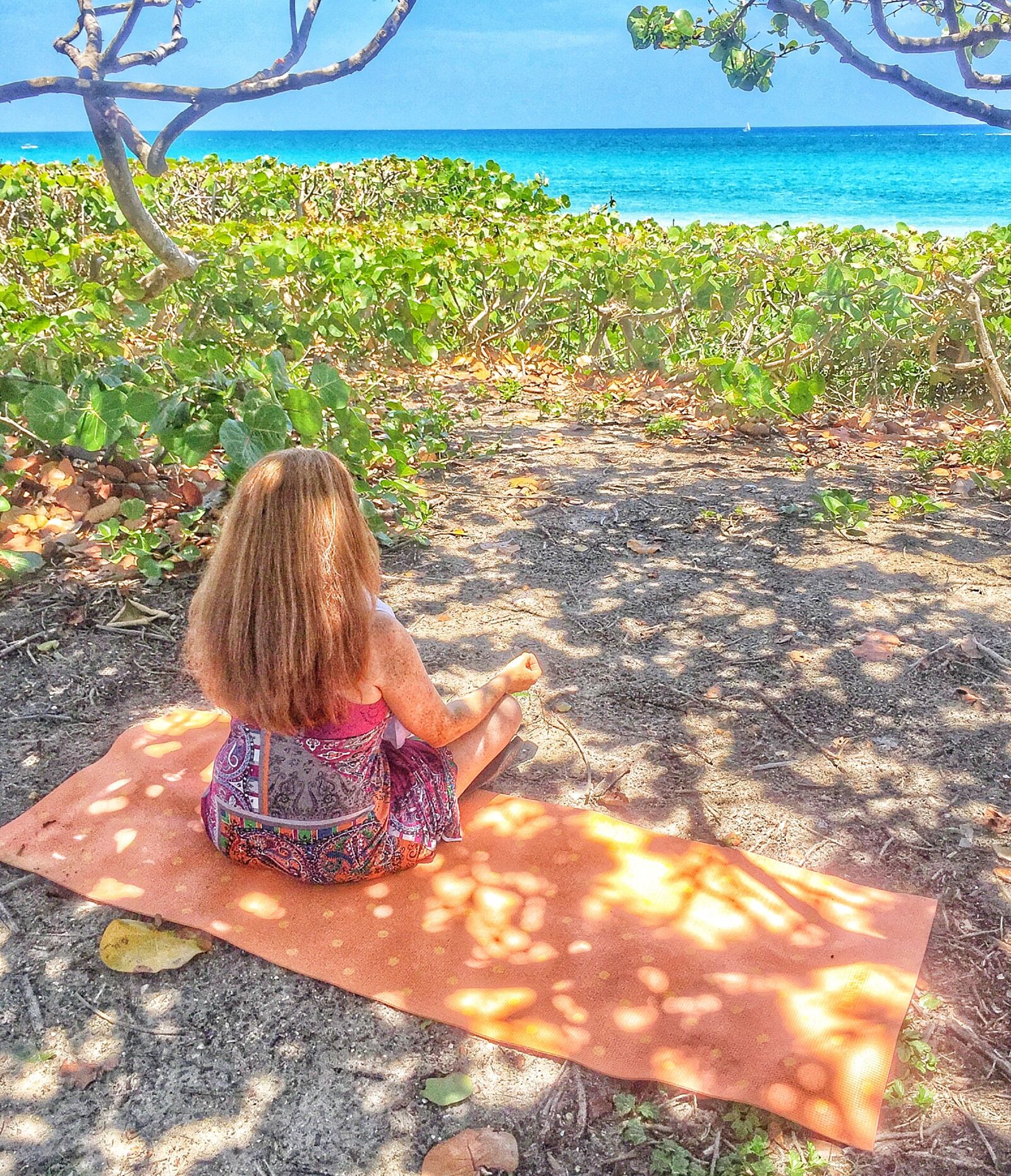 iPhone 6 Plus back camera 4.15mm f/2.2 sample photo. Meditating, sea, yoga photography