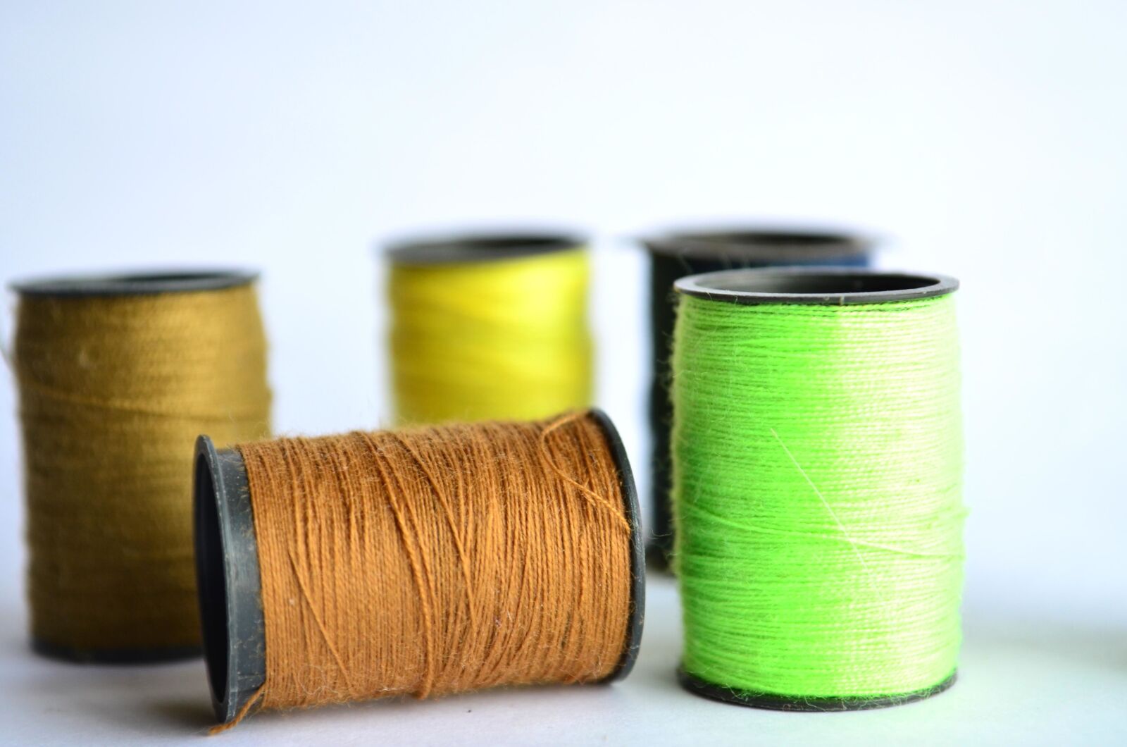 Nikon D5100 sample photo. Sewing thread, sewing kit photography