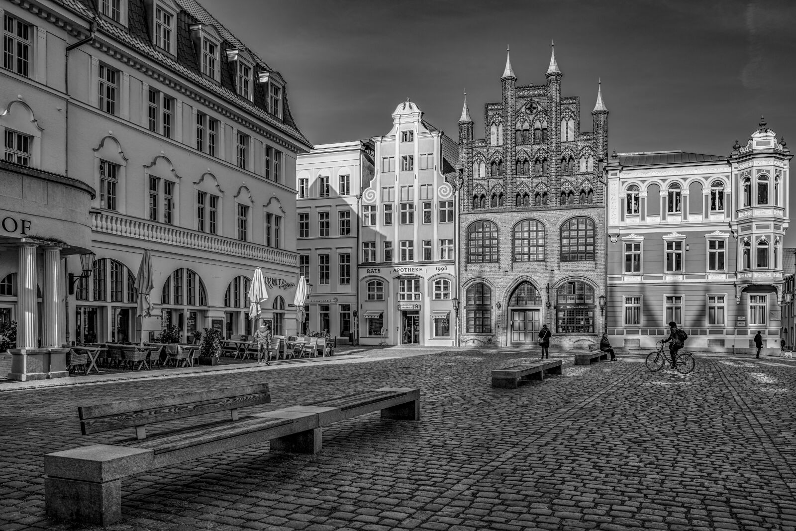 Nikon D850 sample photo. Stralsund, historic center, old photography