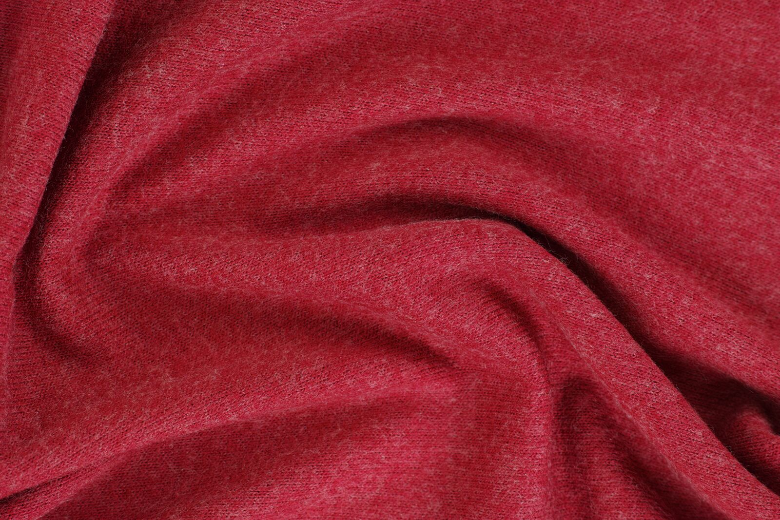 Sigma dp3 Quattro sample photo. Red, colors, fabric photography