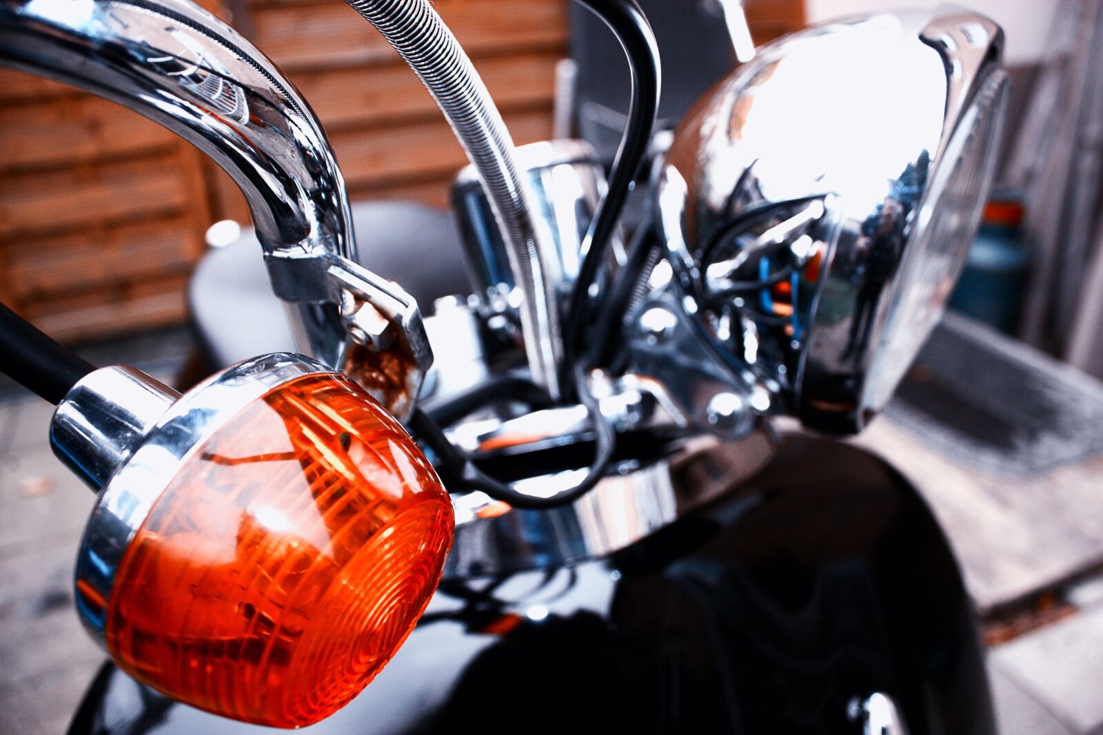 Canon EOS sample photo. Motorcycle, blinker, spotlight photography