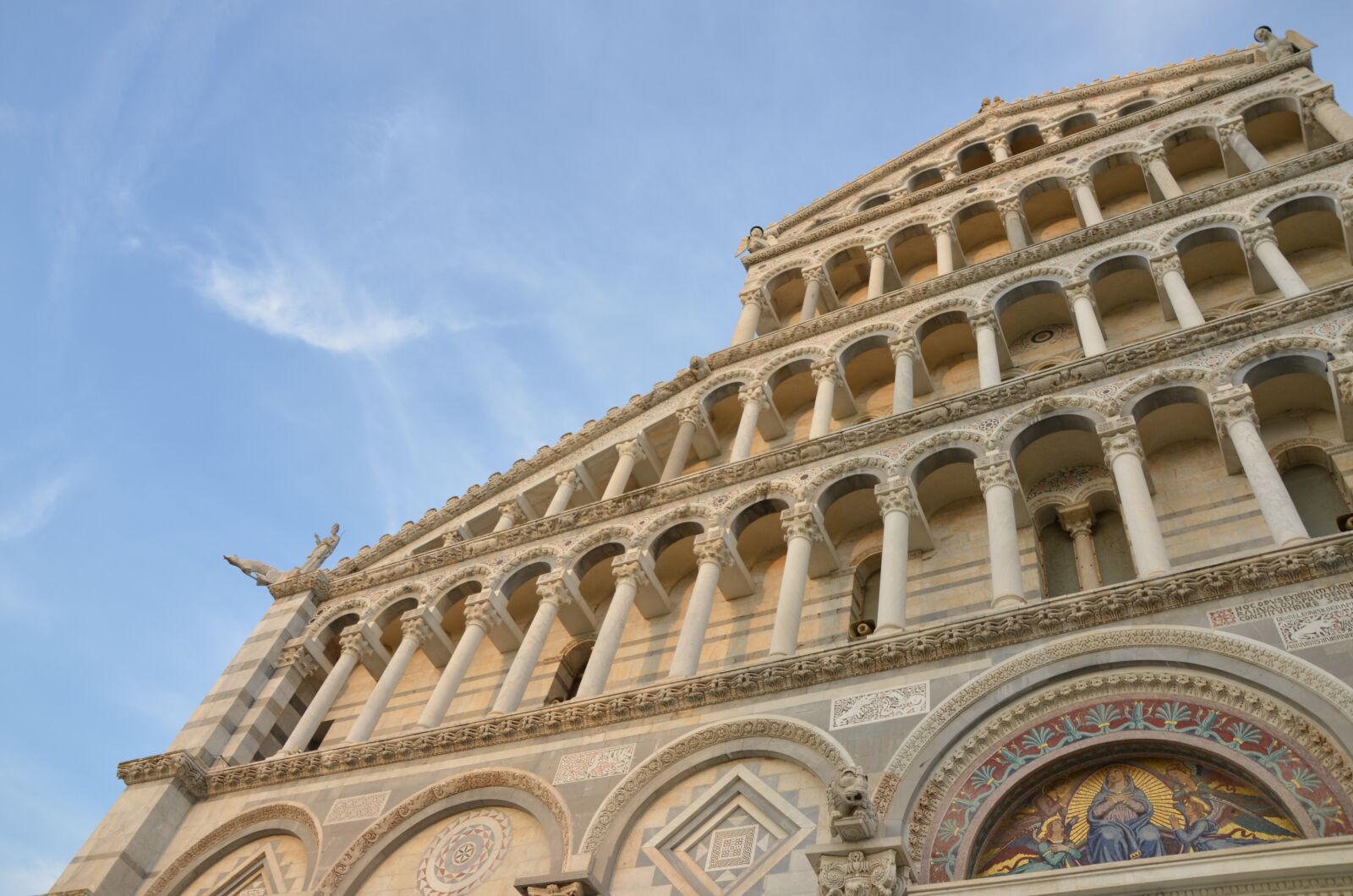 Nikon D5100 sample photo. Architecture, travel, sky photography
