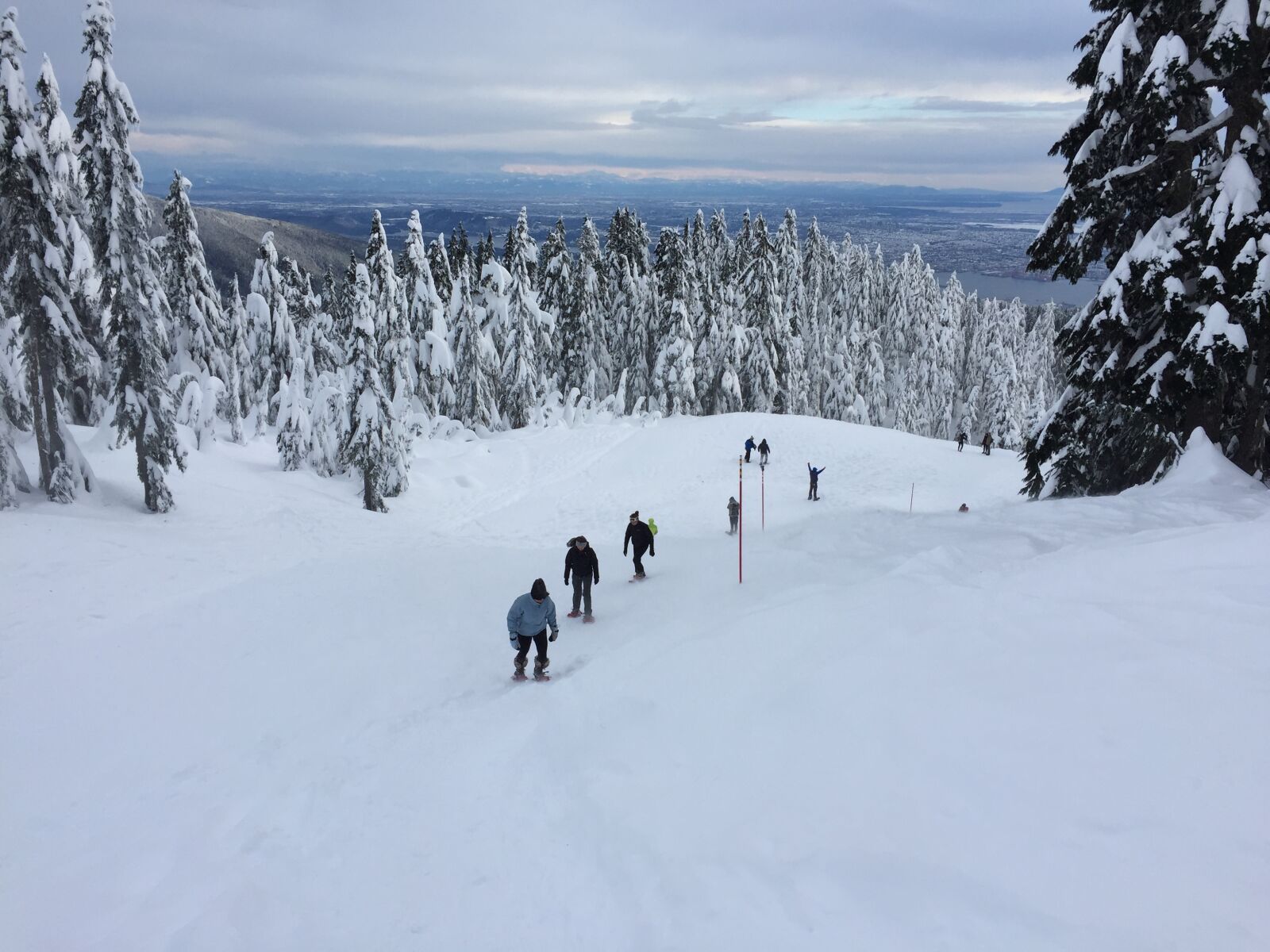 Apple iPhone 6 sample photo. Blue, sky, hike, hikers photography
