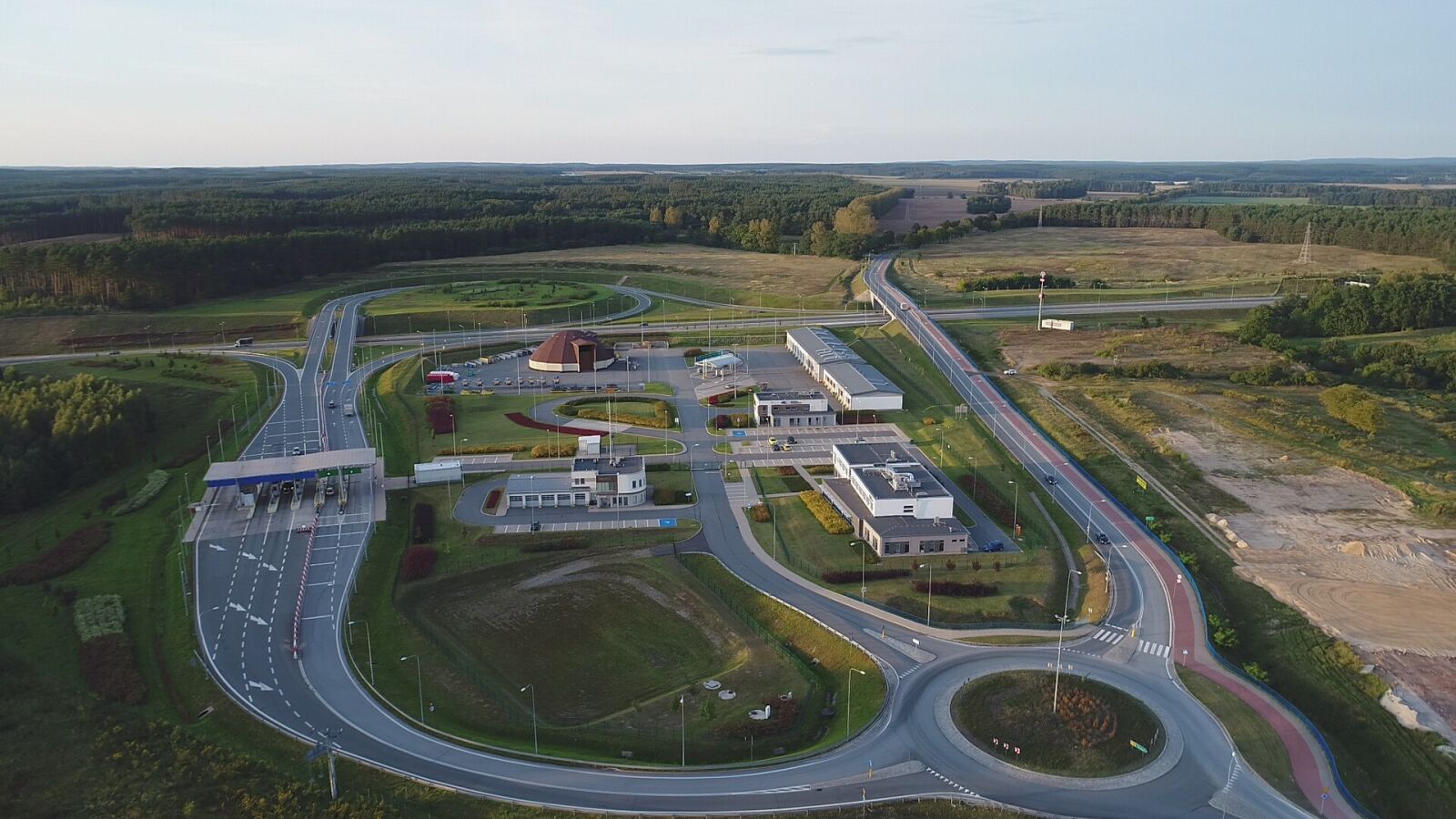 DJI FC6310 sample photo. Travel, traffic, highway photography