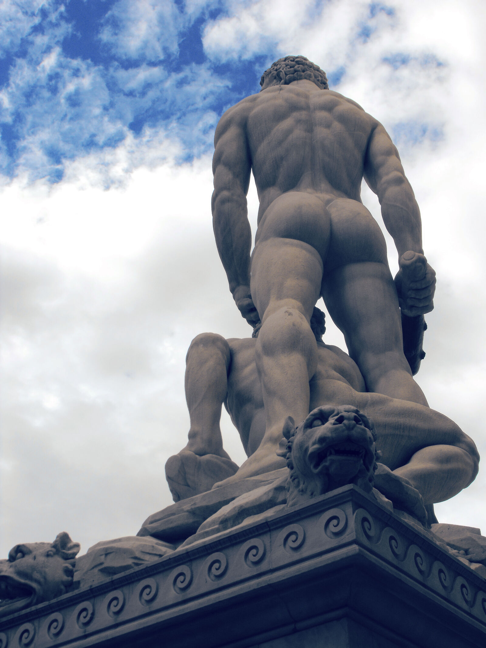Fujifilm FinePix S1000fd sample photo. Back, david, david, statue photography