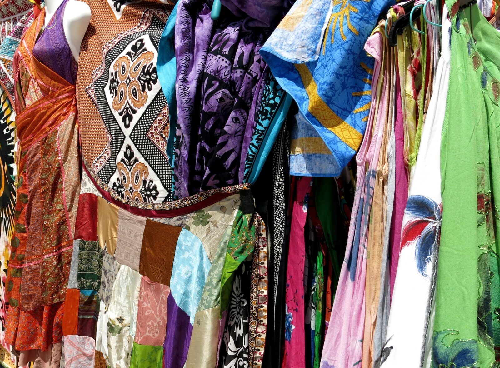 Canon PowerShot G15 sample photo. Towels, colorful, pattern photography