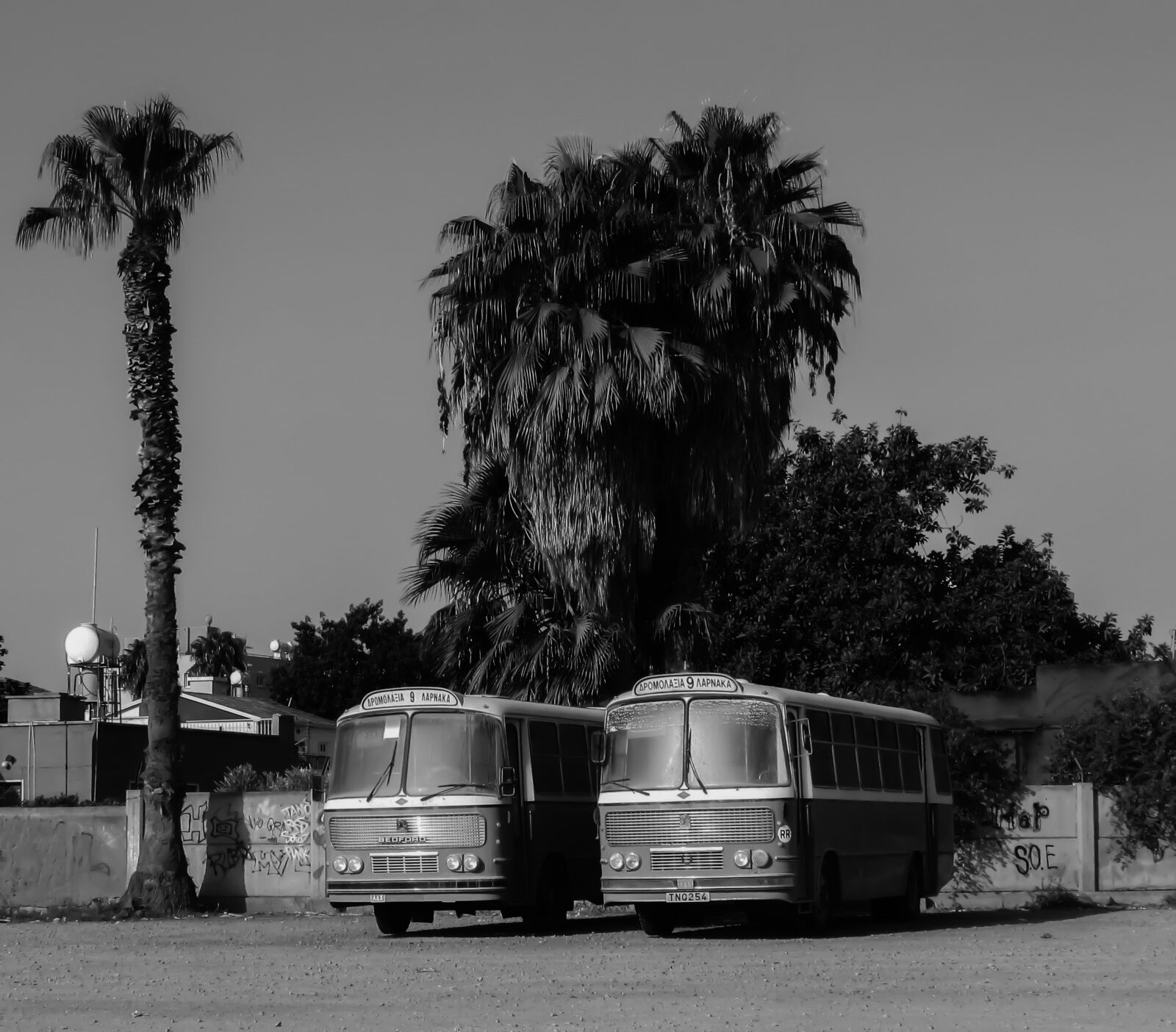 Canon PowerShot SX400 IS sample photo. Buses, old, vintage photography