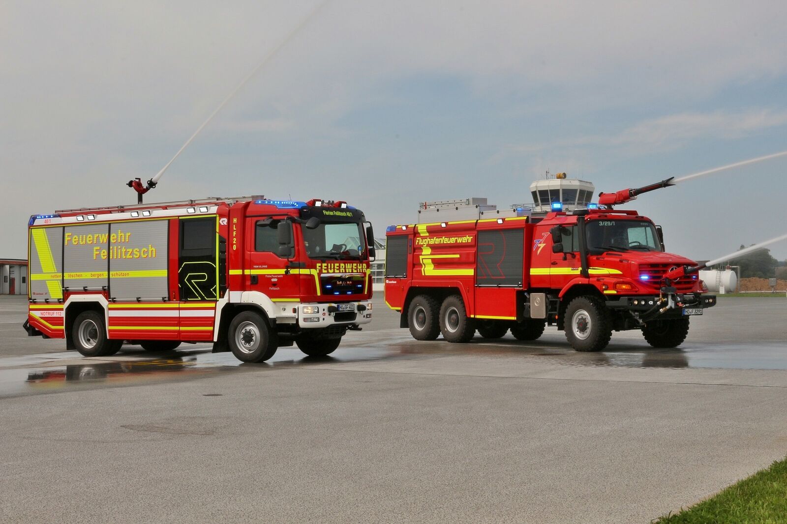 Canon EOS 700D (EOS Rebel T5i / EOS Kiss X7i) sample photo. Rosenbauer, airport firefighter, hof-plauen photography