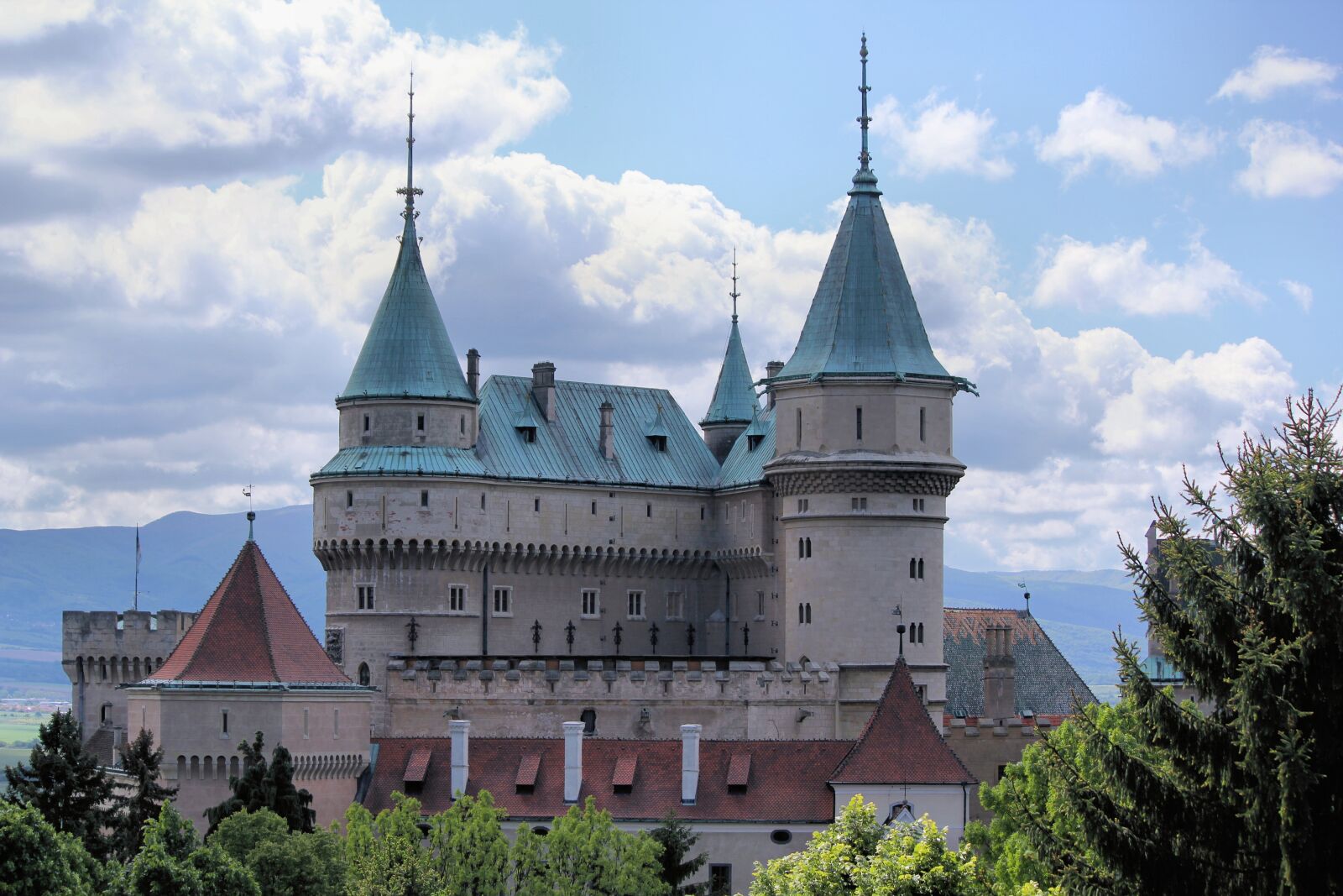 Canon EOS 550D (EOS Rebel T2i / EOS Kiss X4) sample photo. Castle, bojnice, architecture photography