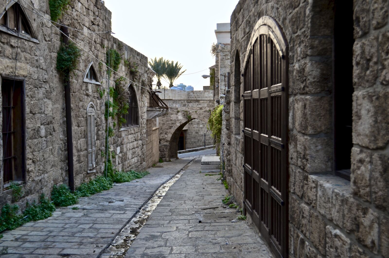 Nikon D5100 sample photo. Alley, beirut, byblos photography