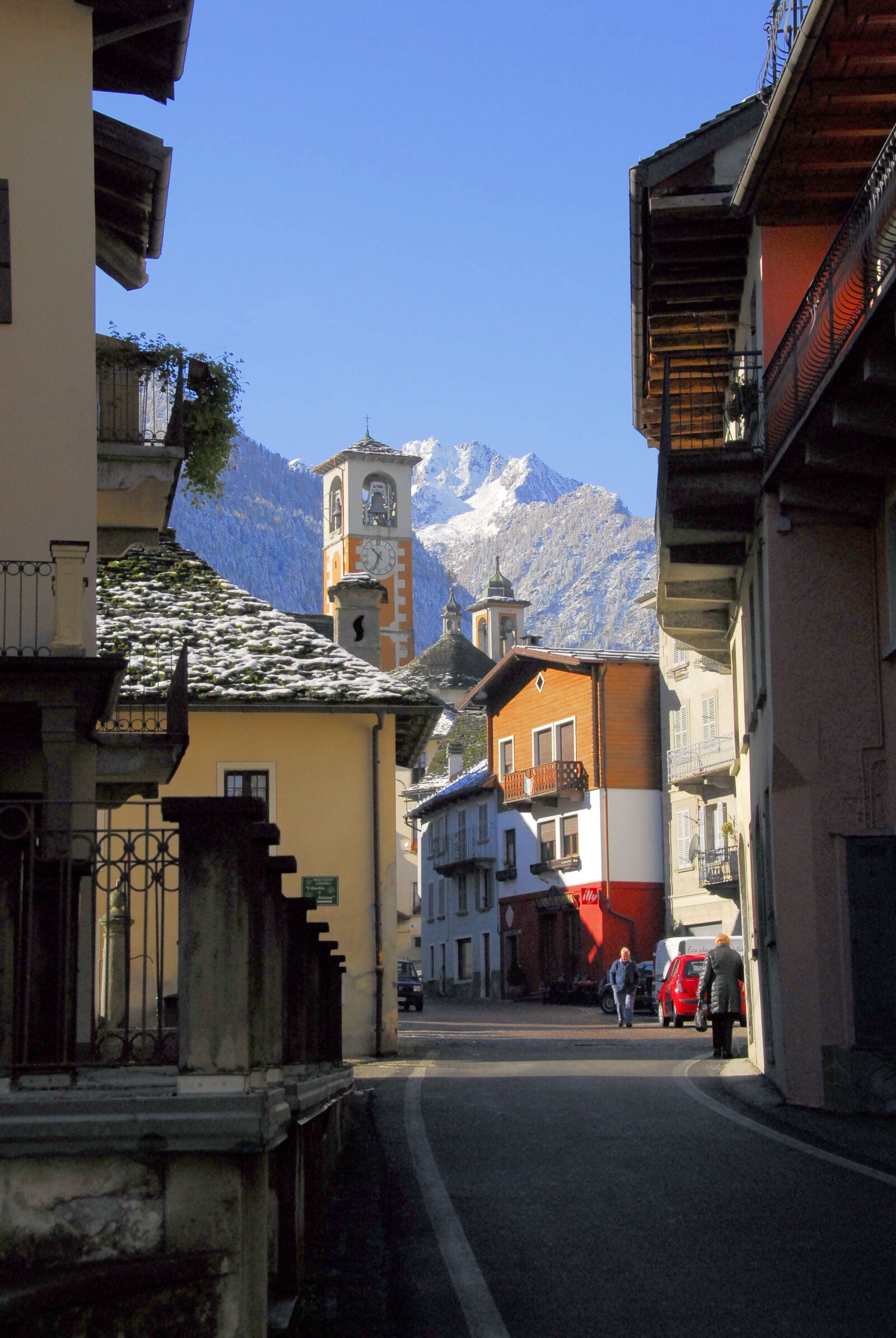 Nikon D200 sample photo. Italy, village, venzone photography