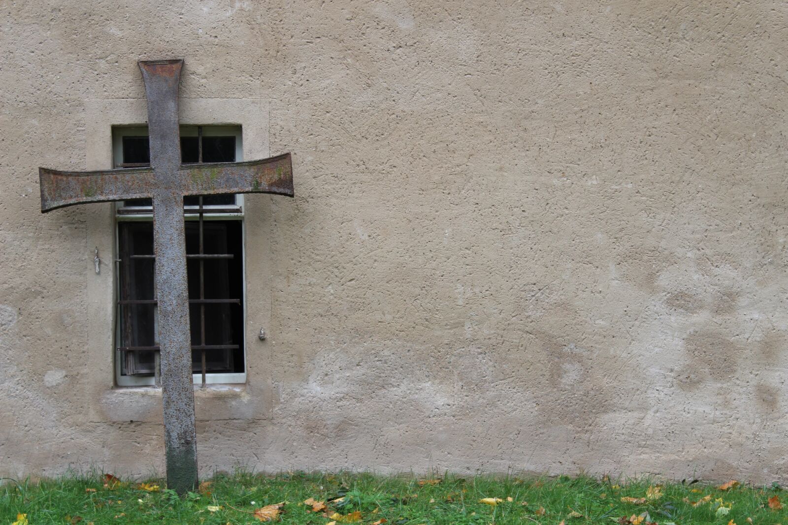 Canon EOS 1300D (EOS Rebel T6 / EOS Kiss X80) sample photo. Church, cross, christian photography