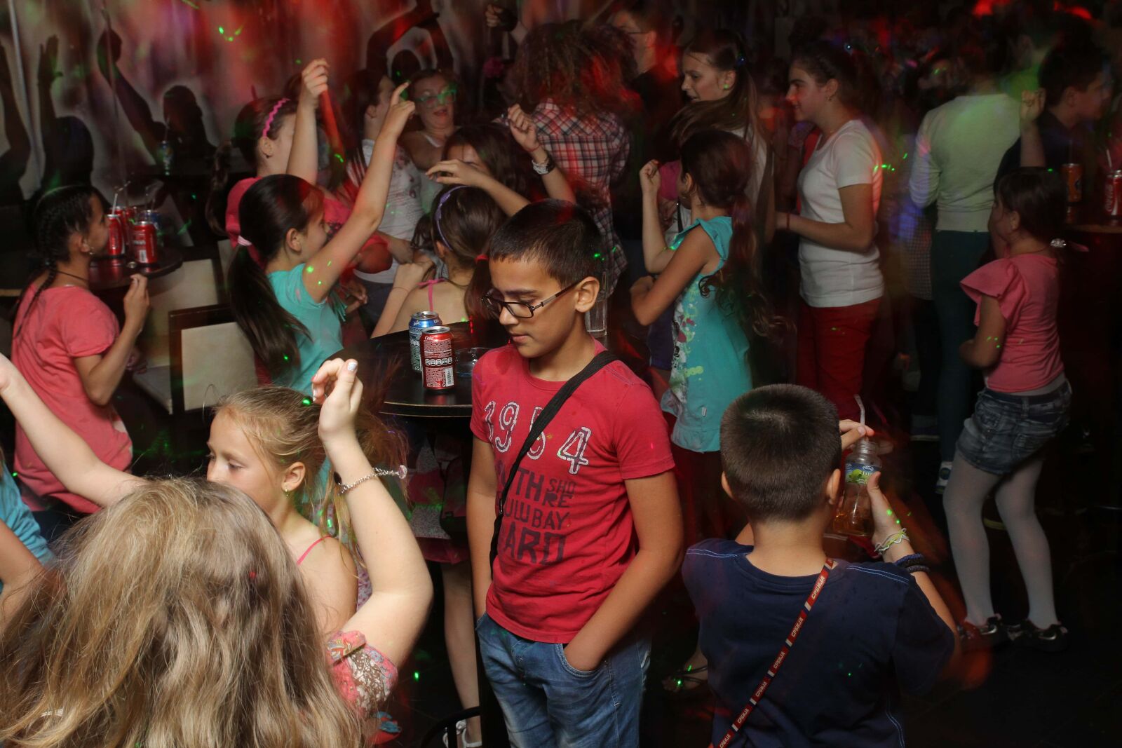 Canon EOS 7D sample photo. Party, discotheque, children, kids photography