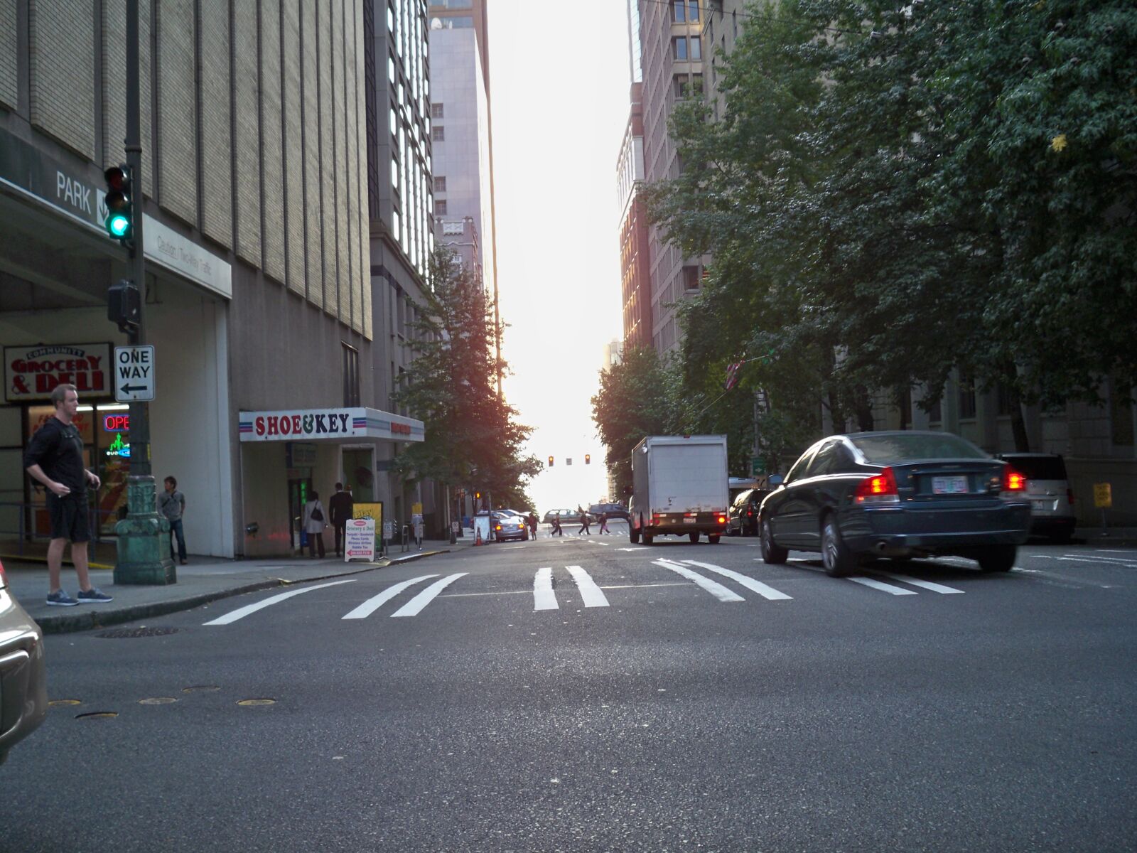 Kodak EASYSHARE M1093 IS DIGITAL CAMERA sample photo. Downtown, seattle, street photography